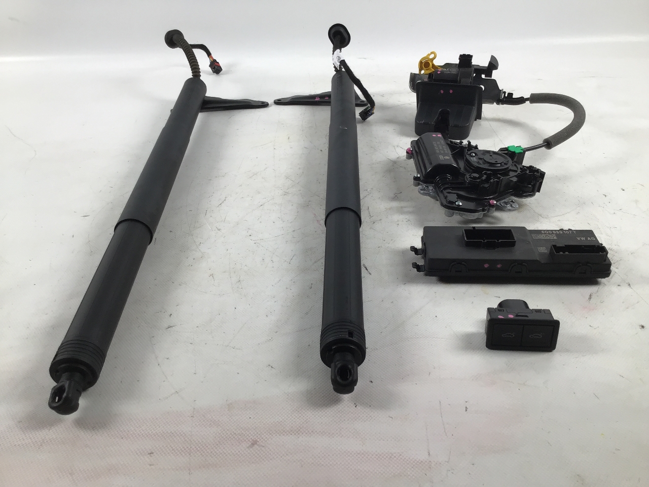 Set pentru hayon electric VW Arteon (3H) 2.0 TDI 4motion  176 kW  240 PS (04.2017-> )