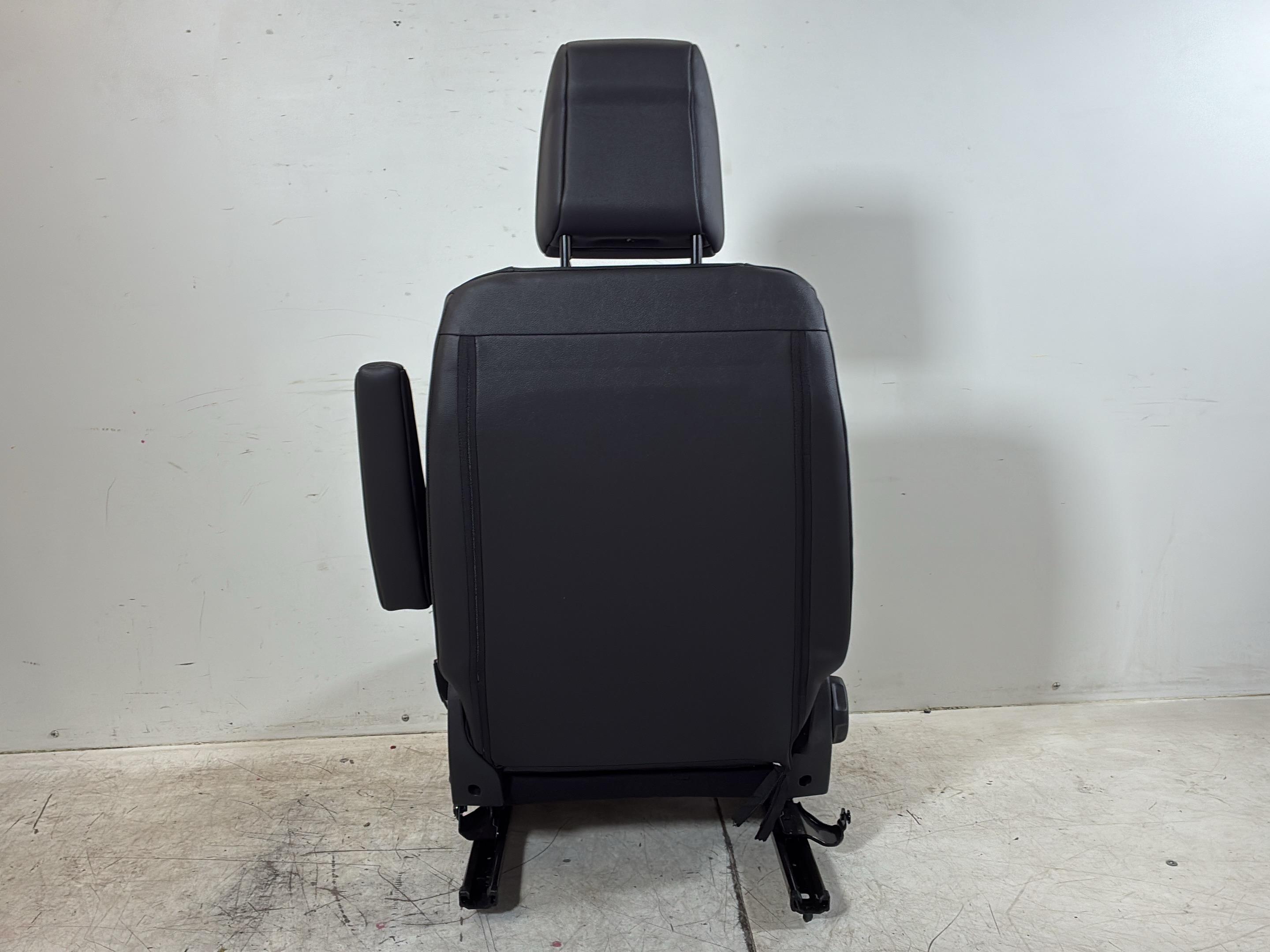 Scaun dreapta față PEUGEOT Expert III Kasten (V) E-Expert Hydrogen  100 kW  136 PS (10.2024-> )