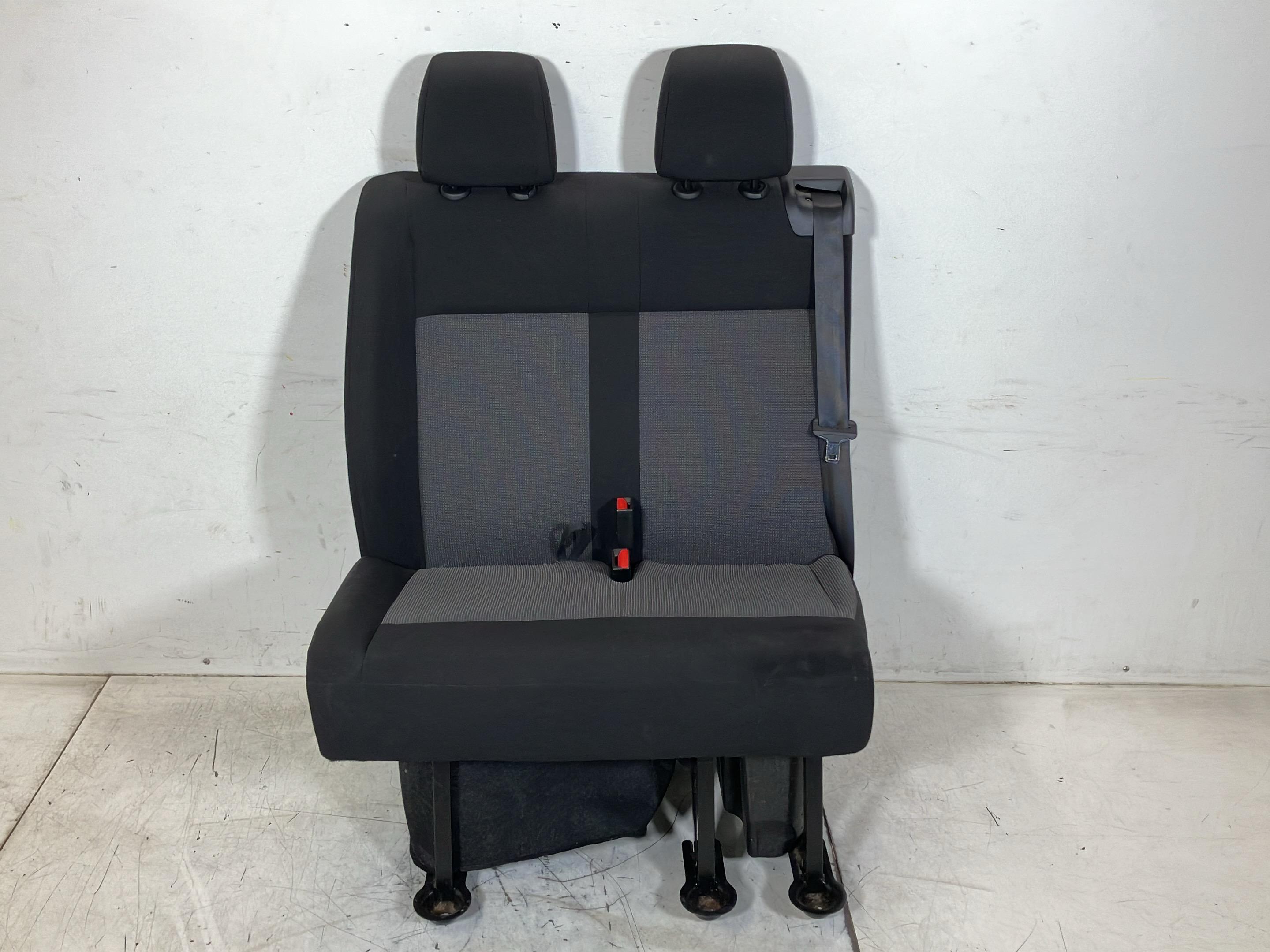 Seat right front PEUGEOT Expert III Kasten (V) E-Expert Hydrogen  100 kW  136 PS (10.2024-> )