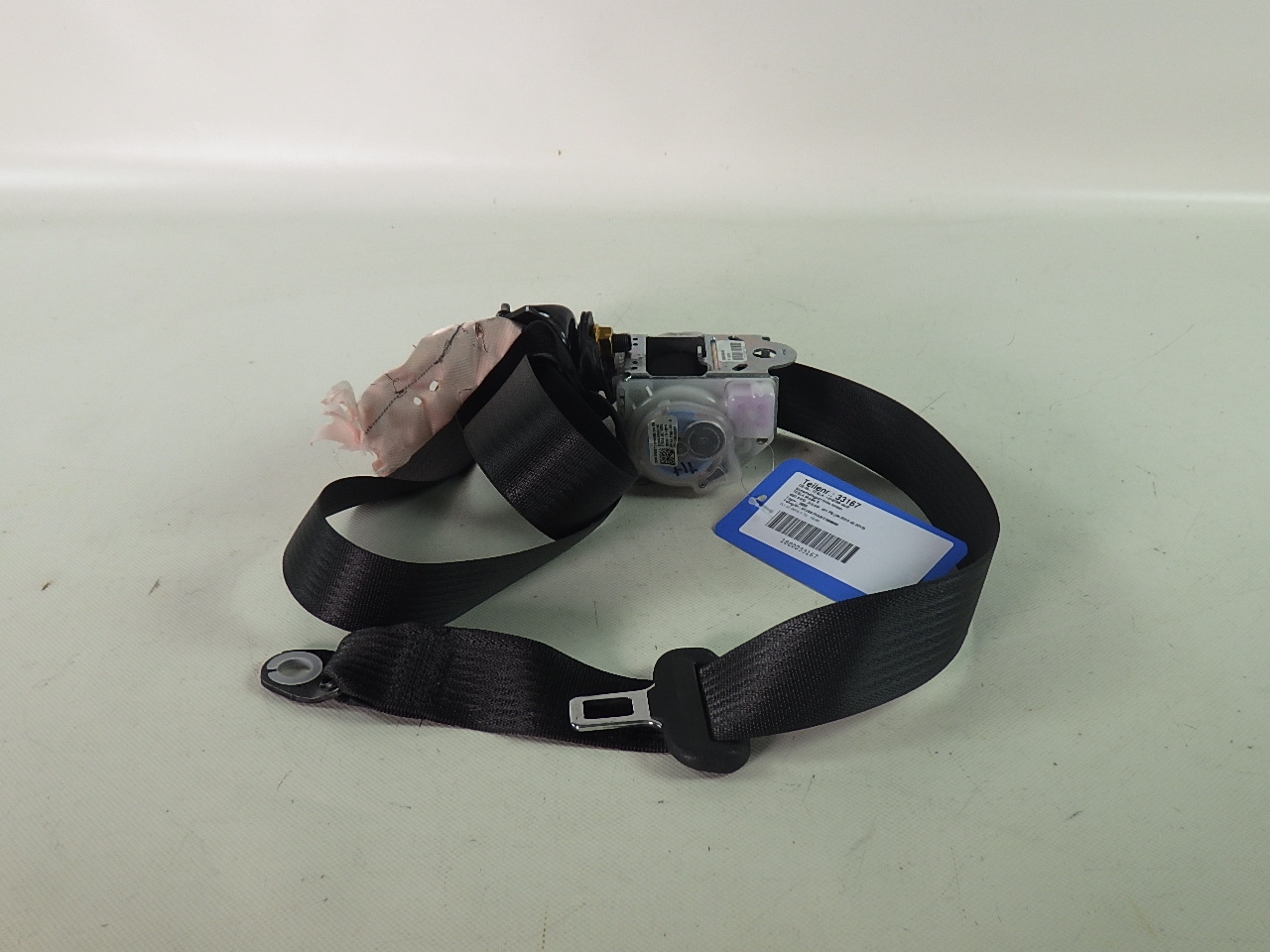 Sicherheitsgurt links hinten TESLA Model S (5YJS) 85D AWD  310 kW  421 PS (04.2015-02.2016) Sicherheitsgurt links hinten TESLA Model S (5YJS) 85D AWD  310 kW  421 PS (04.2015-02.2016)