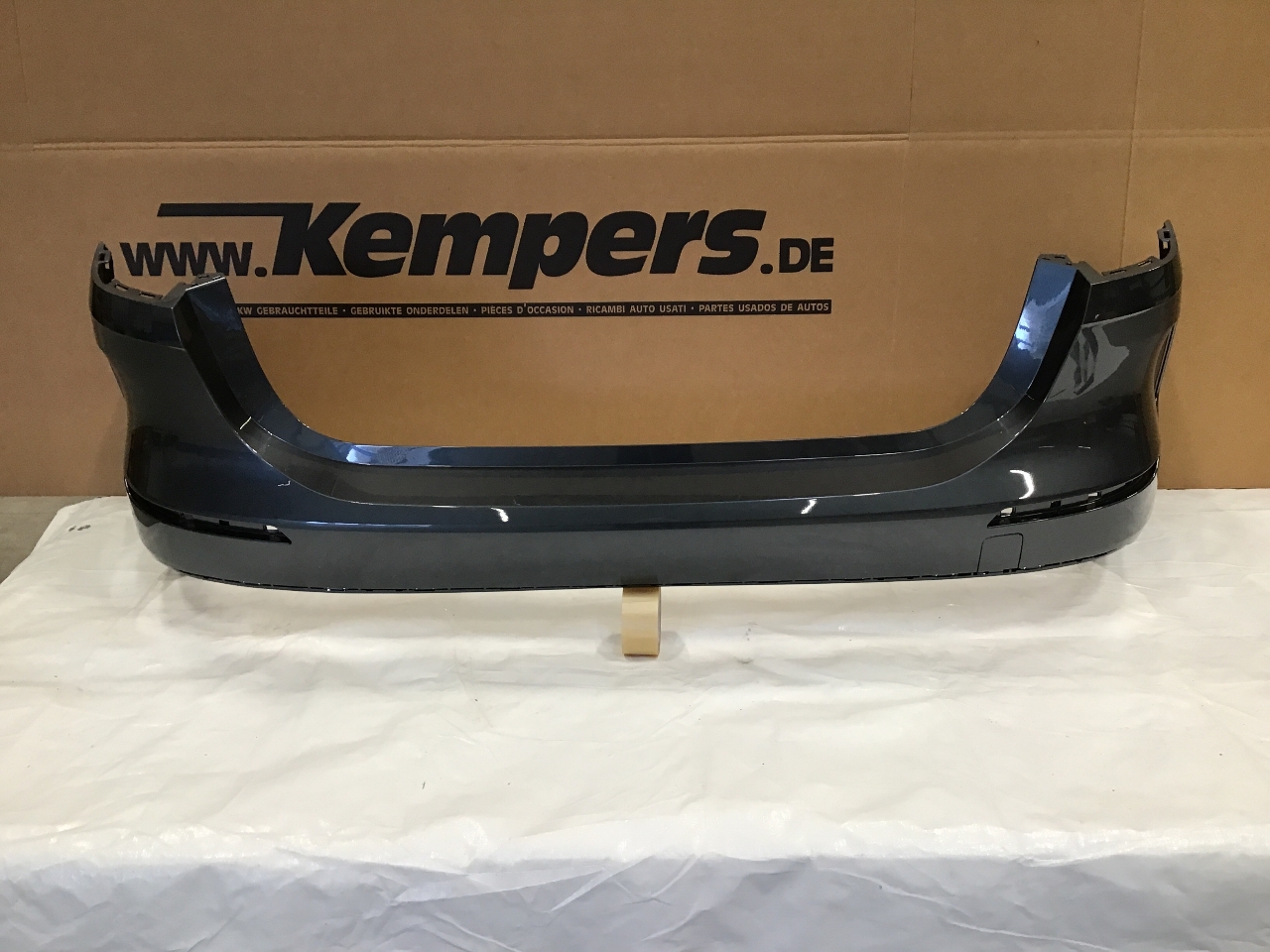 Stoßstange hinten BMW 2er Gran Coupe (F44) 220d xDrive  140 kW  190 PS (07.2020-> ) Stoßstange hinten BMW 2er Gran Coupe (F44) 220d xDrive  140 kW  190 PS (07.2020-> )