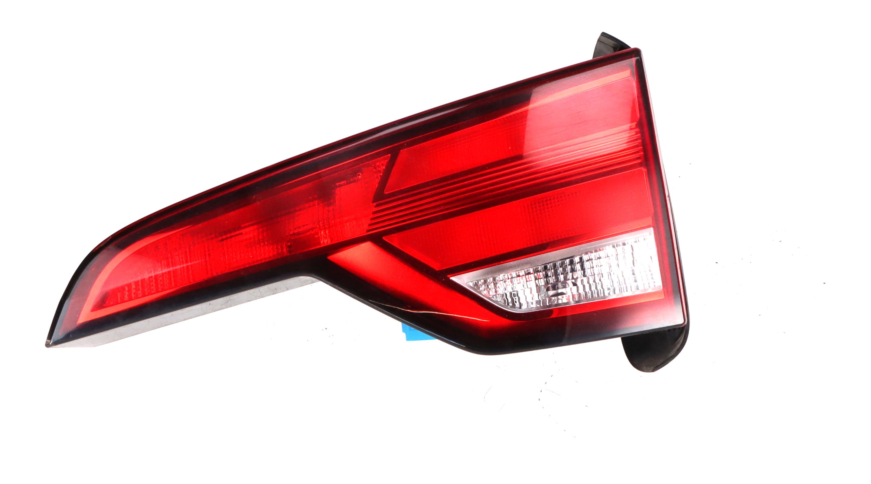 Achterlicht binnen rechts AUDI A4 (8W, B9) 1.4 TFSI  110 kW  150 PS (08.2015-> )