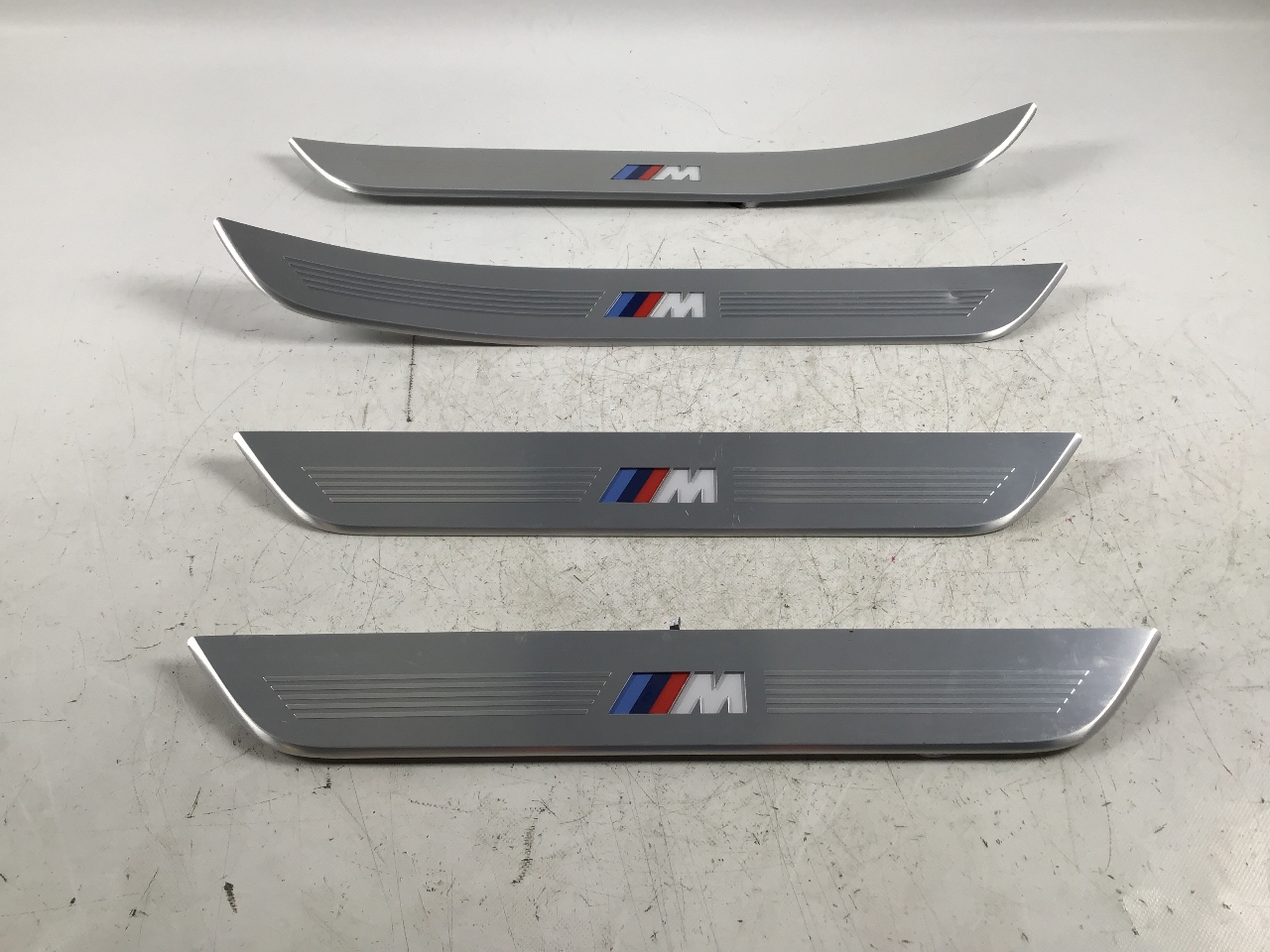 Jeu de baguettes de seuil BMW 7er (G11, G12) 750i, Li xDrive  390 kW  530 PS (03.2019-> )