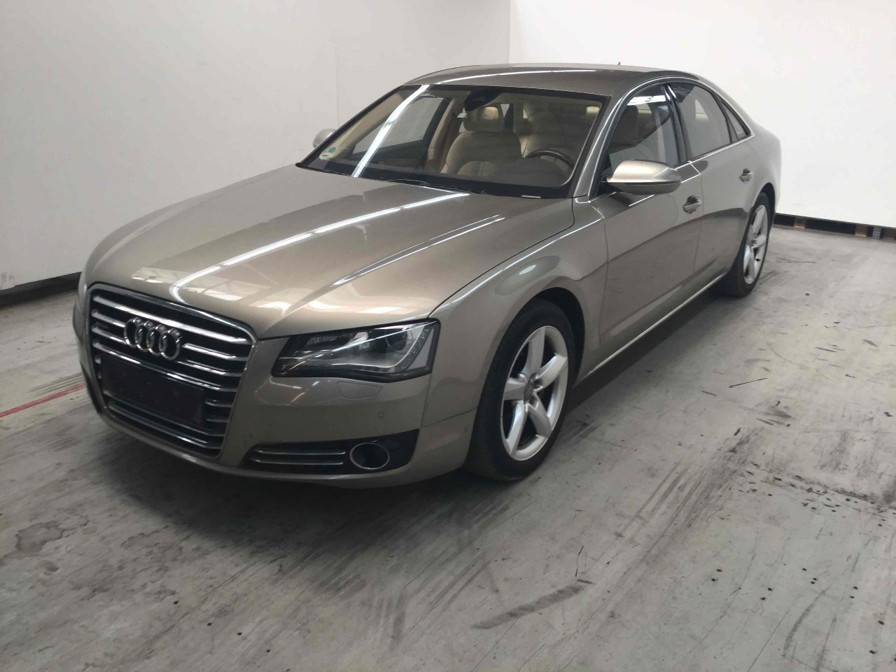 AUDI