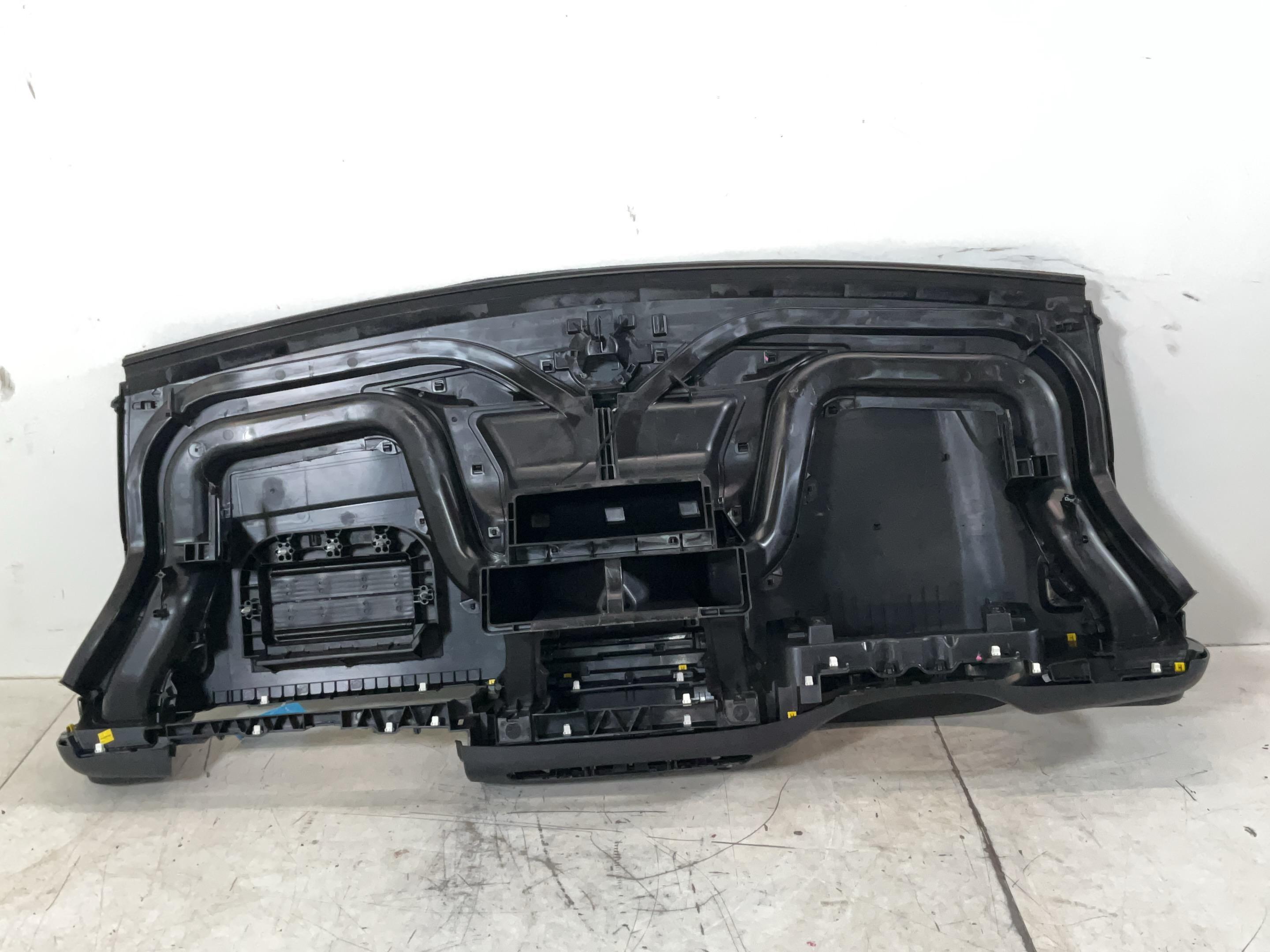 Car dashboard OPEL Vivaro C Kasten (K0) Vivaro-e HYDROGEN  100 kW  136 PS (10.2024-> )