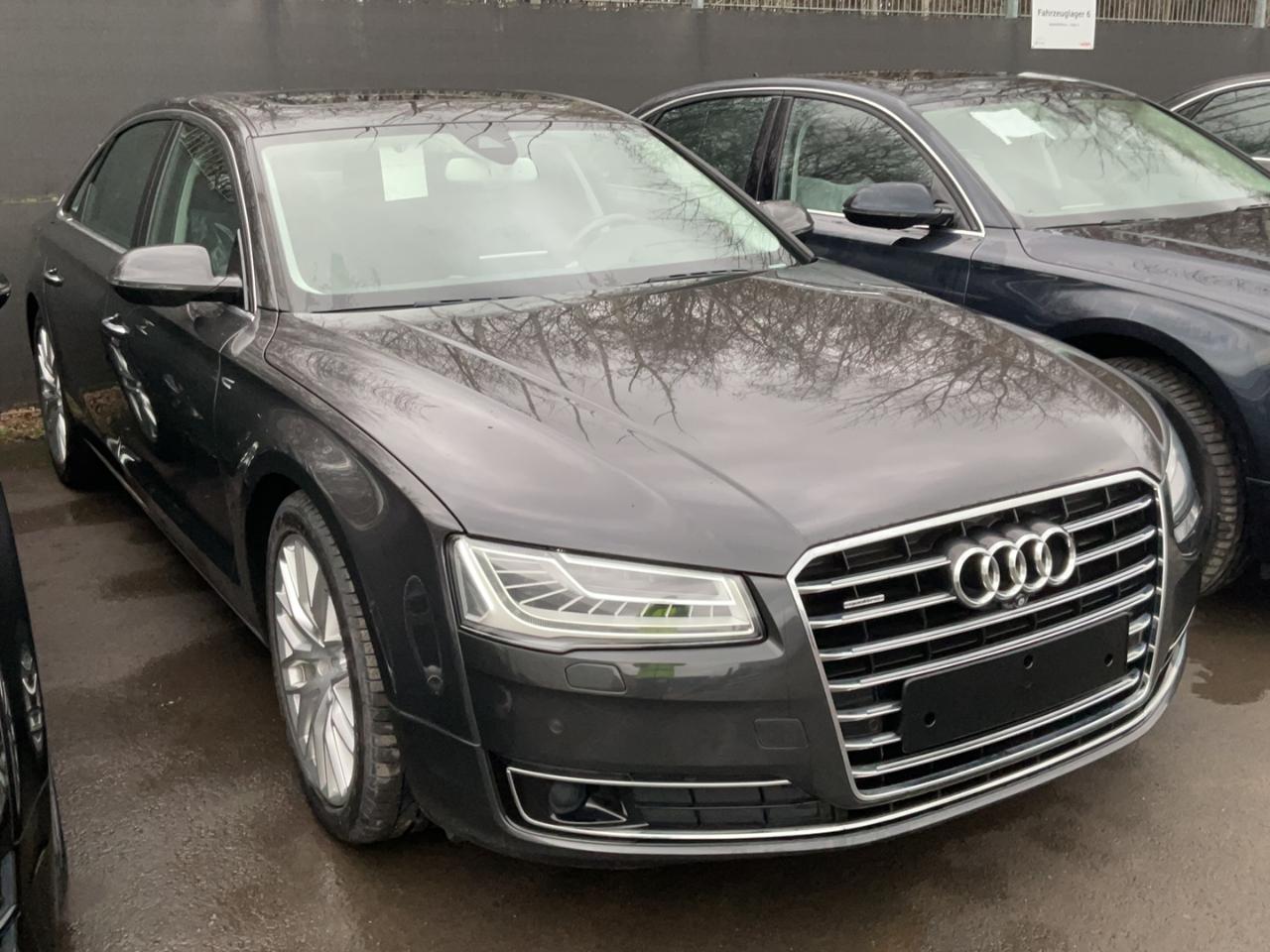 AUDI A8 (4H) 4.0 TFSI quattro