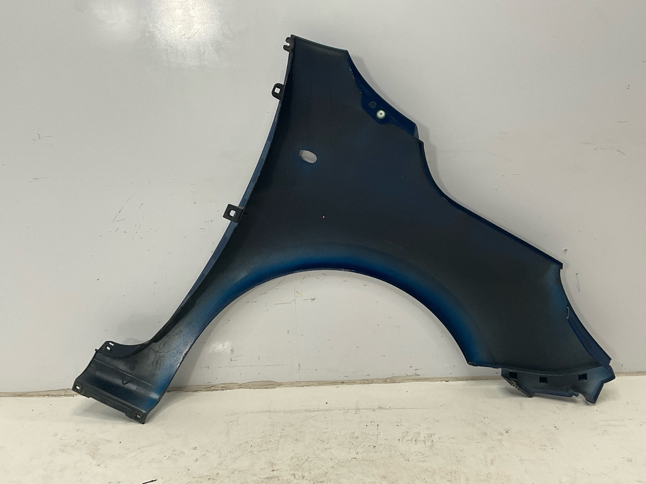 Spatbord linksvoor MERCEDES-BENZ Citan Kasten (W415) 111 CDI  85 kW  116 PS (05.2019-08.2021)
