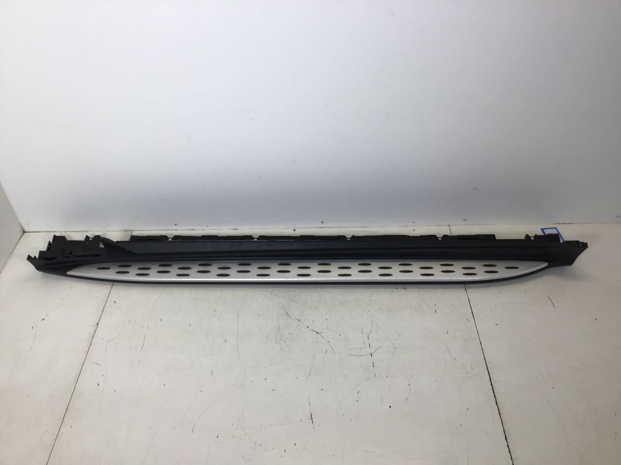 Panelling sill board left MERCEDES-BENZ GLC (X253) 220 d 4-matic  125 kW  170 PS (06.2015-> )