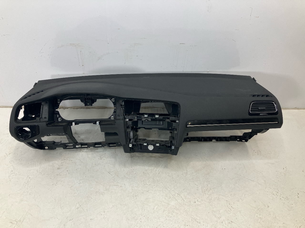 Armaturenbrett VW Golf VII Variant (BA, BV) 1.4 TSI  110 kW  150 PS (05.2014-> )