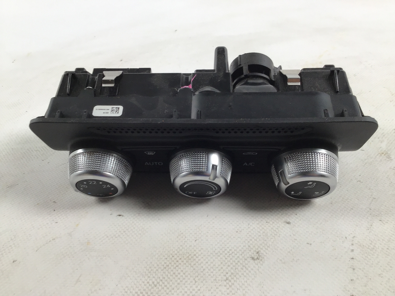 Kachelbedienpaneel AUDI A1 (8X) 1.4 TDI  66 kW  90 PS (11.2014-10.2018) Kachelbedienpaneel AUDI A1 (8X) 1.4 TDI  66 kW  90 PS (11.2014-10.2018)