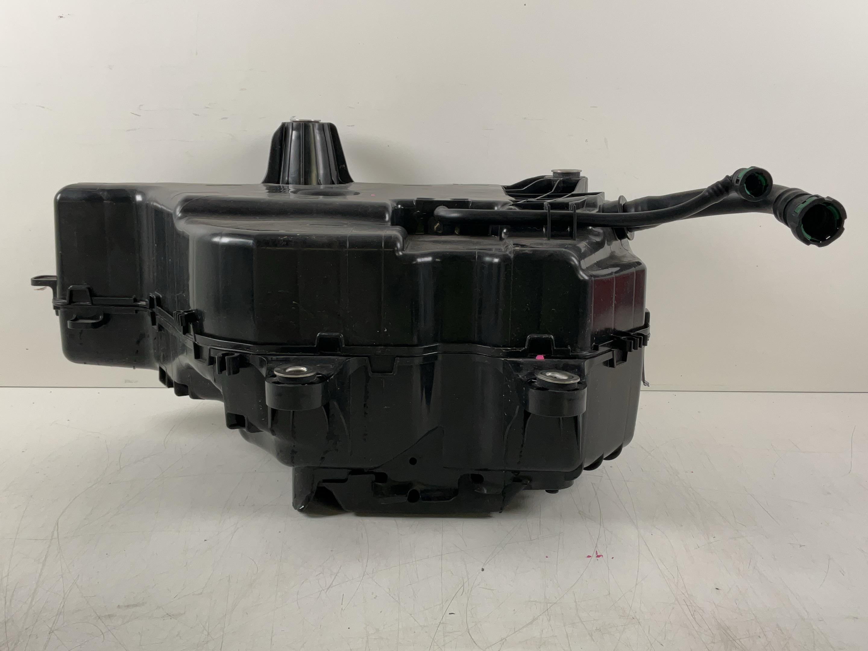 Rezervor AdBlue FORD Transit V363 Bus (FAD, FBD) 2.0 EcoBlue  121 kW  165 PS (07.2023-> )