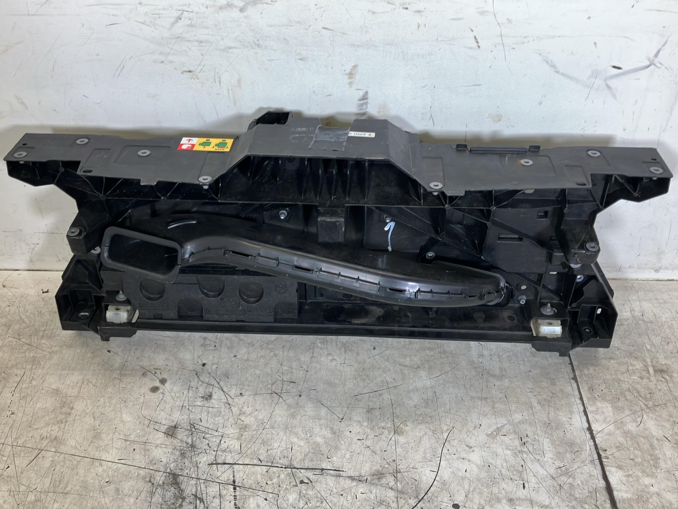 Equimpent rack FIAT Scudo Kasten E-Scudo  100 kW  136 PS (11.2023-> )
