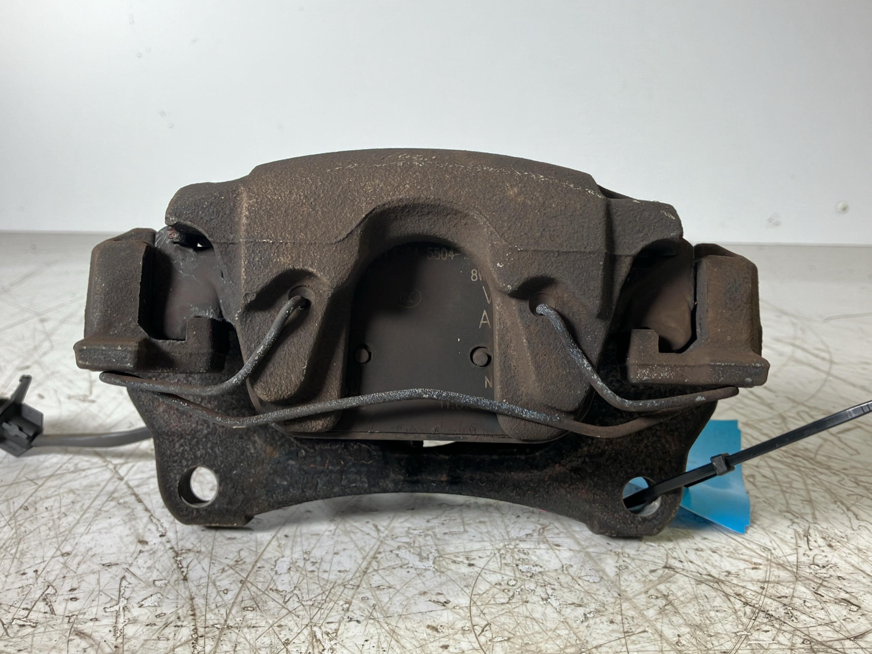 Bremssattel links vorne AUDI A4 (8W, B9) 35 TFSI Mild Hybrid  110 kW  150 PS (12.2018-> )