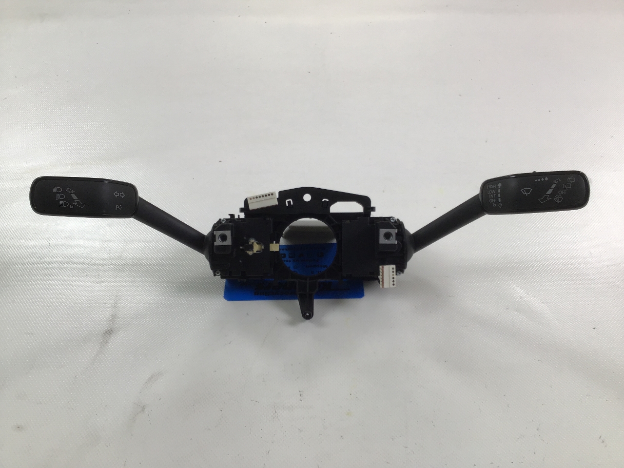 Przełącznik kolumny kierownicy VW Golf VII (5G) 1.4 TSI  90 kW  122 PS (11.2012-> )