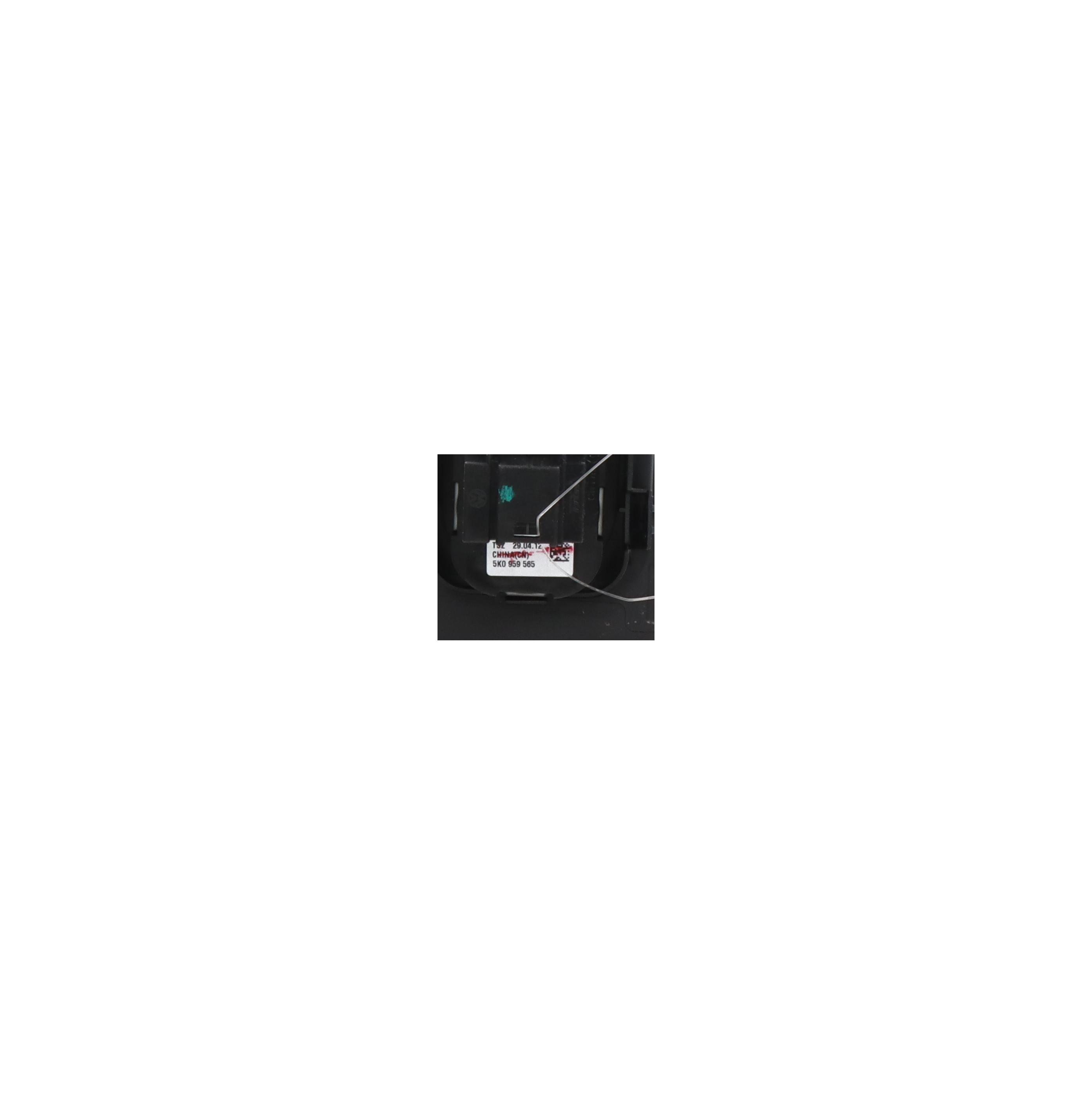 Schalter für Fensterheber links vorne VW Passat B7 Variant (362) 1.4 TSI  90 kW  122 PS (08.2010-12.2014)