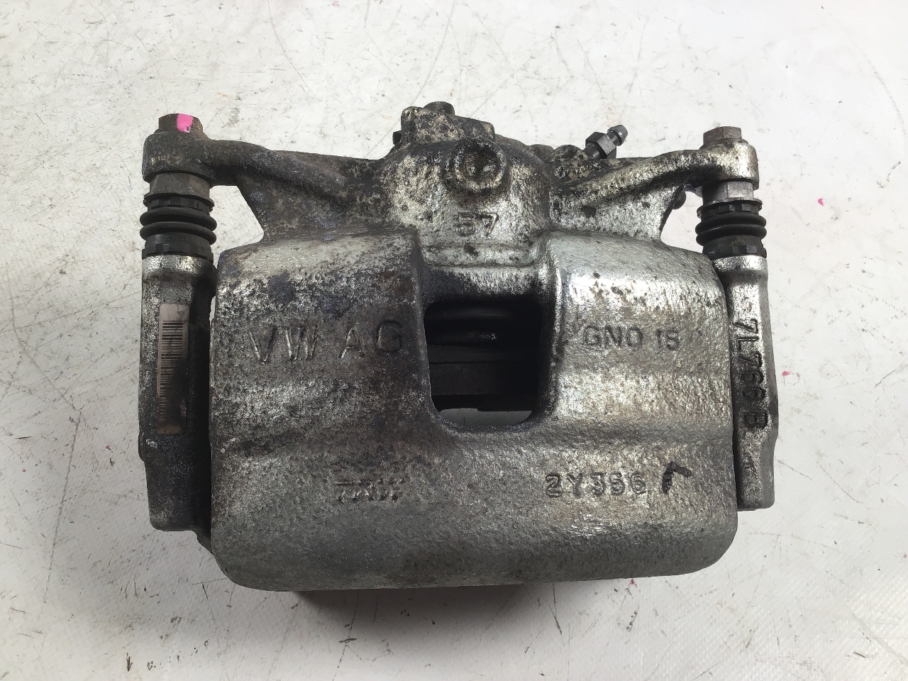 Bremssattel links vorne VW Golf Alltrack VIII (CG5) 2.0 TDI 4motion  147 kW  200 PS (11.2020-> )