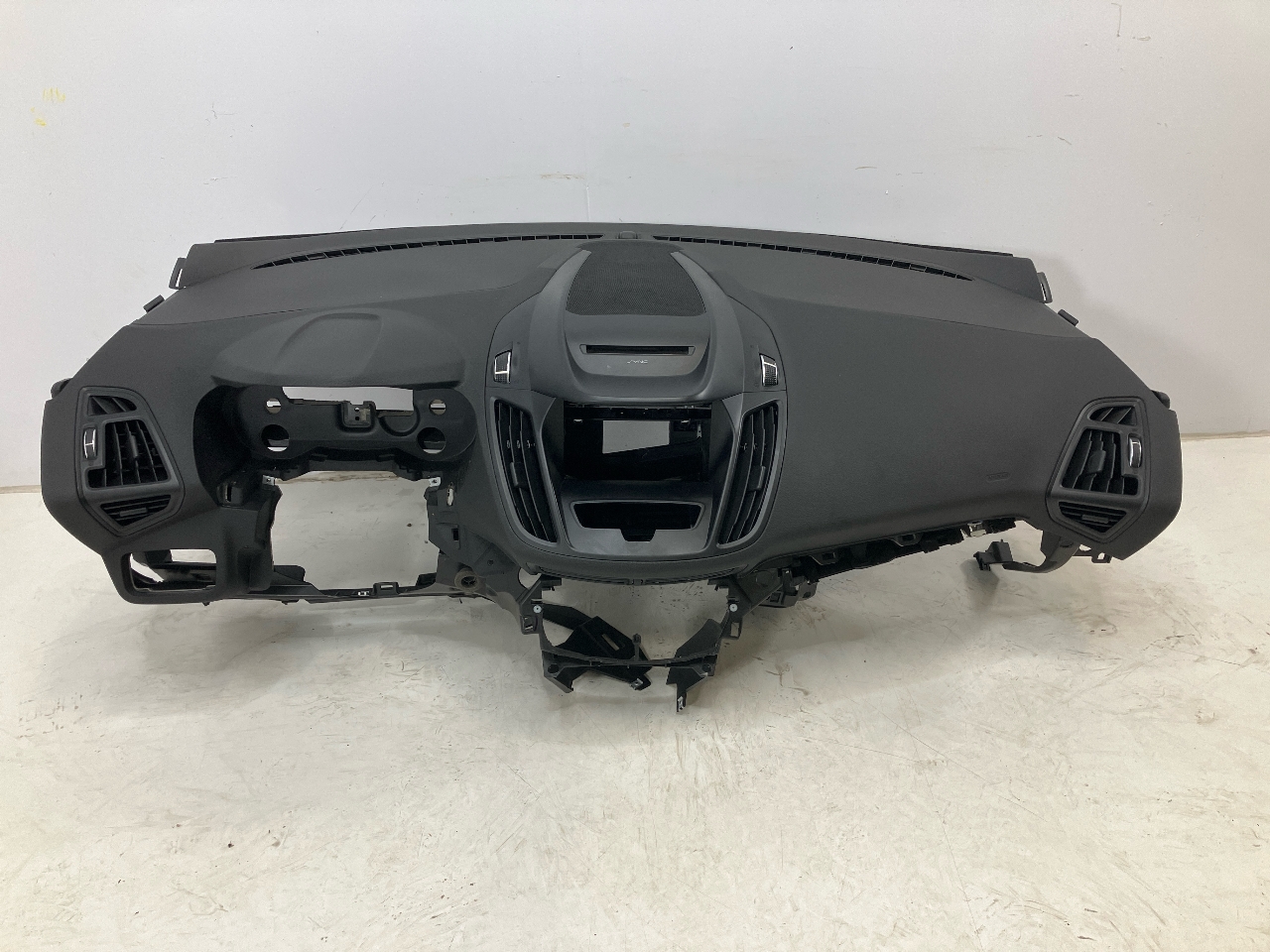 Armaturenbrett FORD Kuga II (DM2) 1.5 EcoBoost  88 kW  120 PS (01.2016-> )