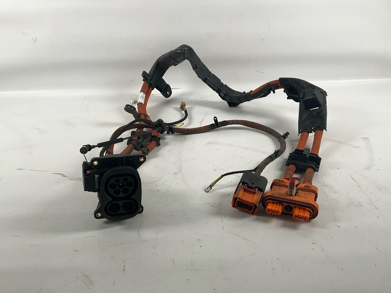 HV charging connection VW ID.3 (E11, E12) Pure  110 kW  150 PS (03.2020-> ) HV charging connection VW ID.3 (E11, E12) Pure  110 kW  150 PS (03.2020-> )