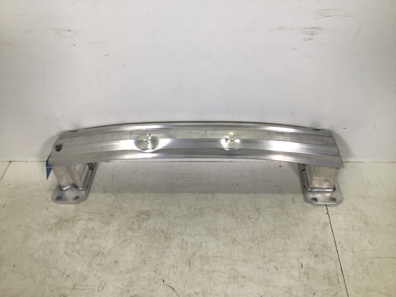 Bumper carrier rear AUDI e-tron (GEN) Electric quattro  300 kW  408 PS (09.2018-> ) Bumper carrier rear AUDI e-tron (GEN) Electric quattro  300 kW  408 PS (09.2018-> )