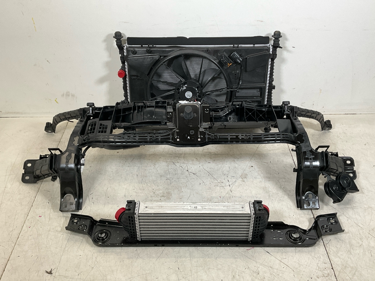 Kühlerpaket mit Schlossträger FORD Transit V363 Pritsche/Fahrgestell (FED, FFD) 2.0 TDCi  125 kW  170 PS (03.2016-> )