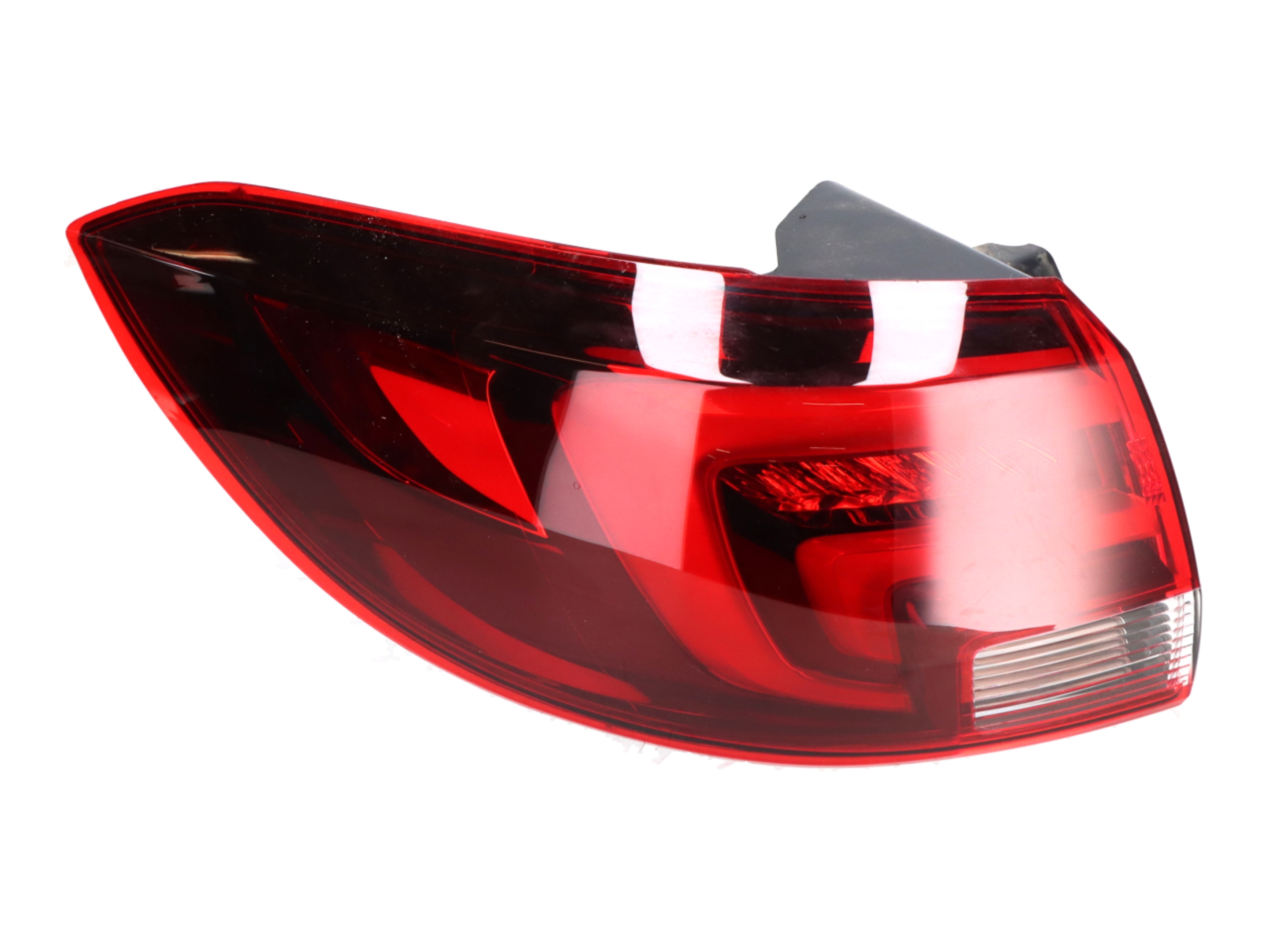 Lampă spate exterior stânga OPEL Astra K Sports Tourer (B16) 1.2 Turbo  81 kW  110 PS (08.2019-> )