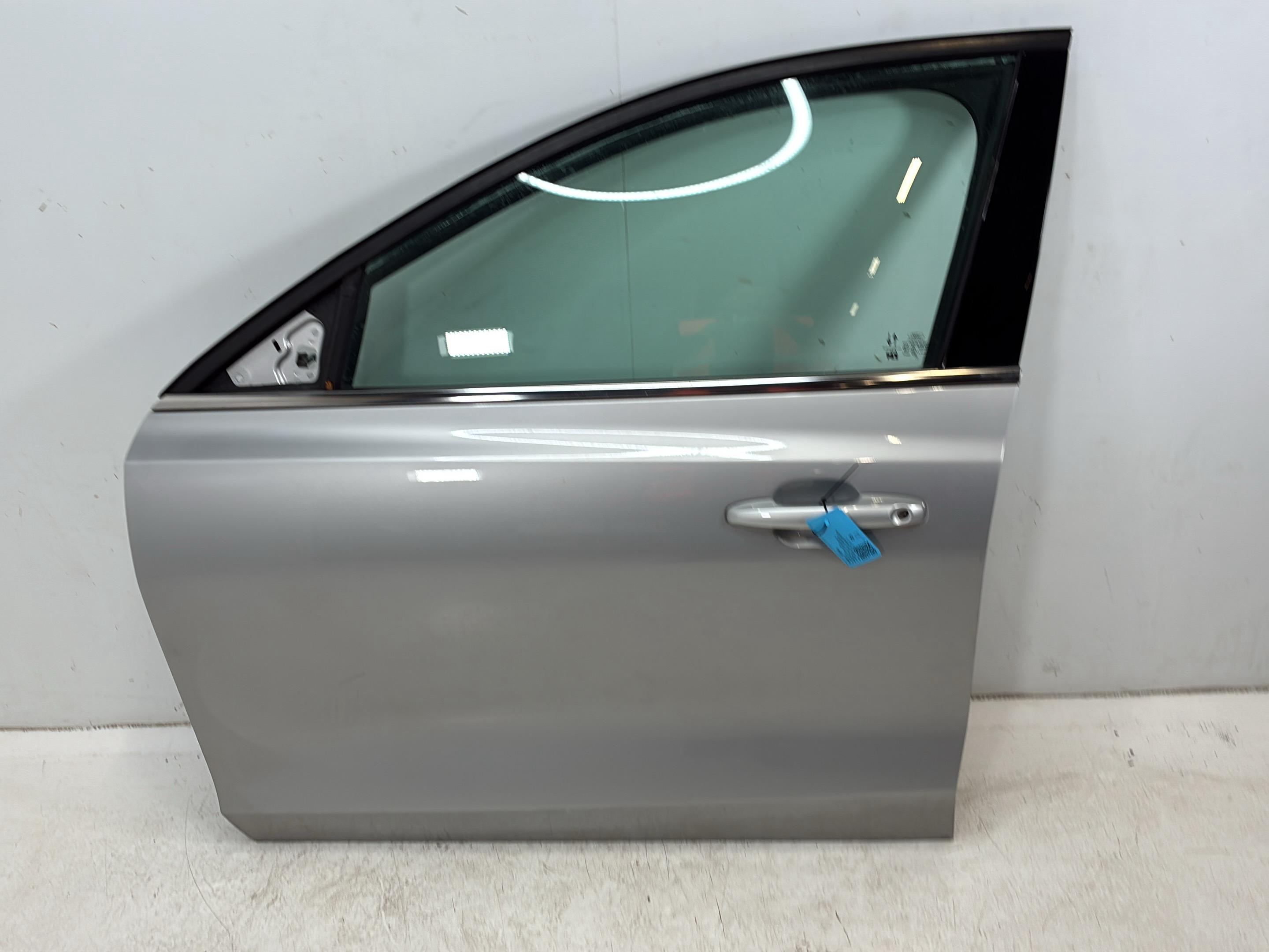 Porte avant gauche FORD Focus IV Turnier (HP) 1.5 EcoBlue  85 kW  116 PS (08.2022-> )