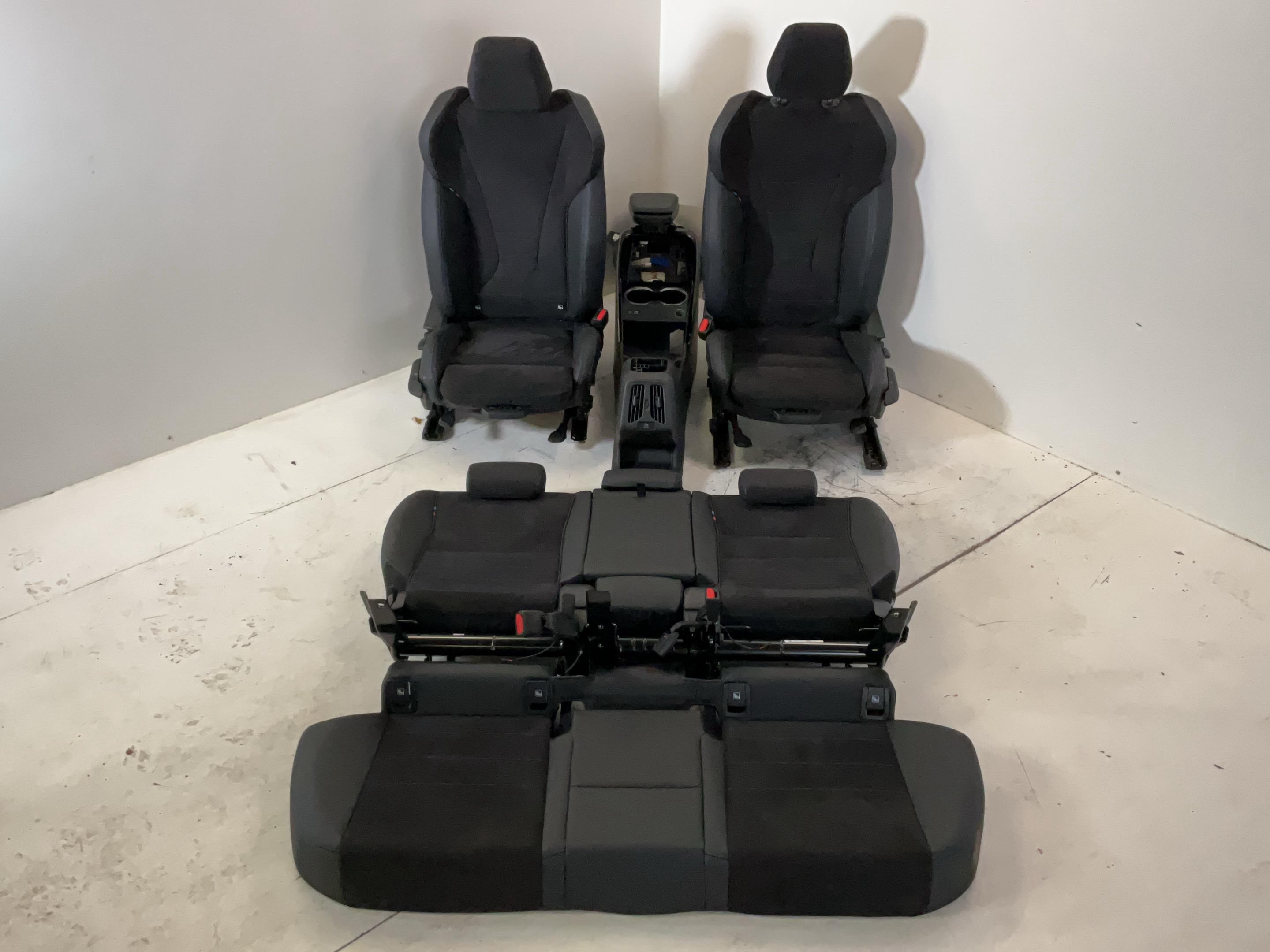 Interieur BMW X1 (U11) xDrive 25e Plug-in-Hybrid  180 kW  245 PS (07.2022-> )
