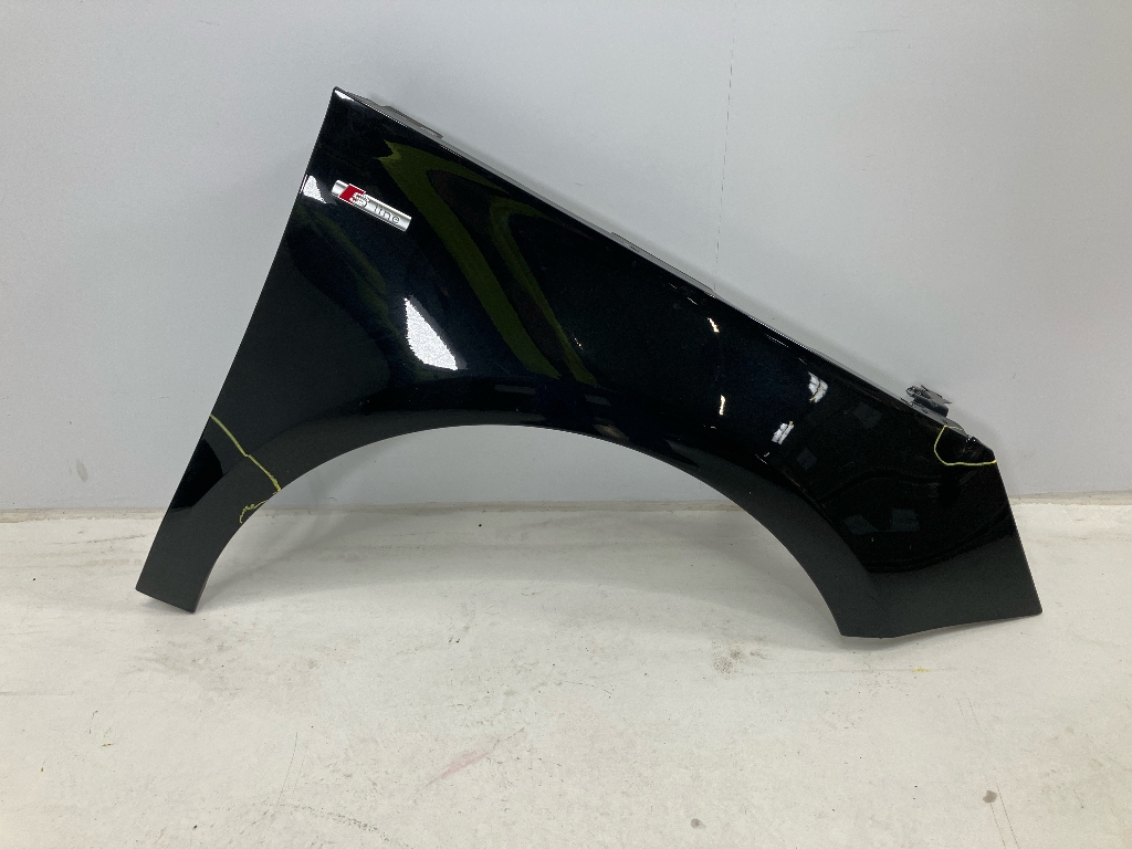 Kotflügel rechts vorne AUDI A1 Sportback (8XA) 1.4 TFSI  92 kW  125 PS (11.2014-10.2018) Kotflügel rechts vorne AUDI A1 Sportback (8XA) 1.4 TFSI  92 kW  125 PS (11.2014-10.2018)