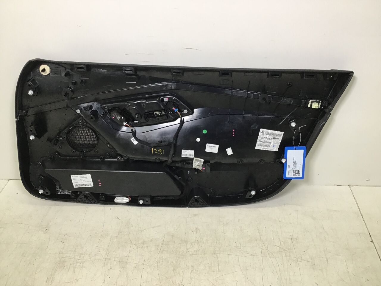 Door panelling left BMW Z4 Roadster (G29) sDrive 30i  190 kW  258 PS (11.2018-> )