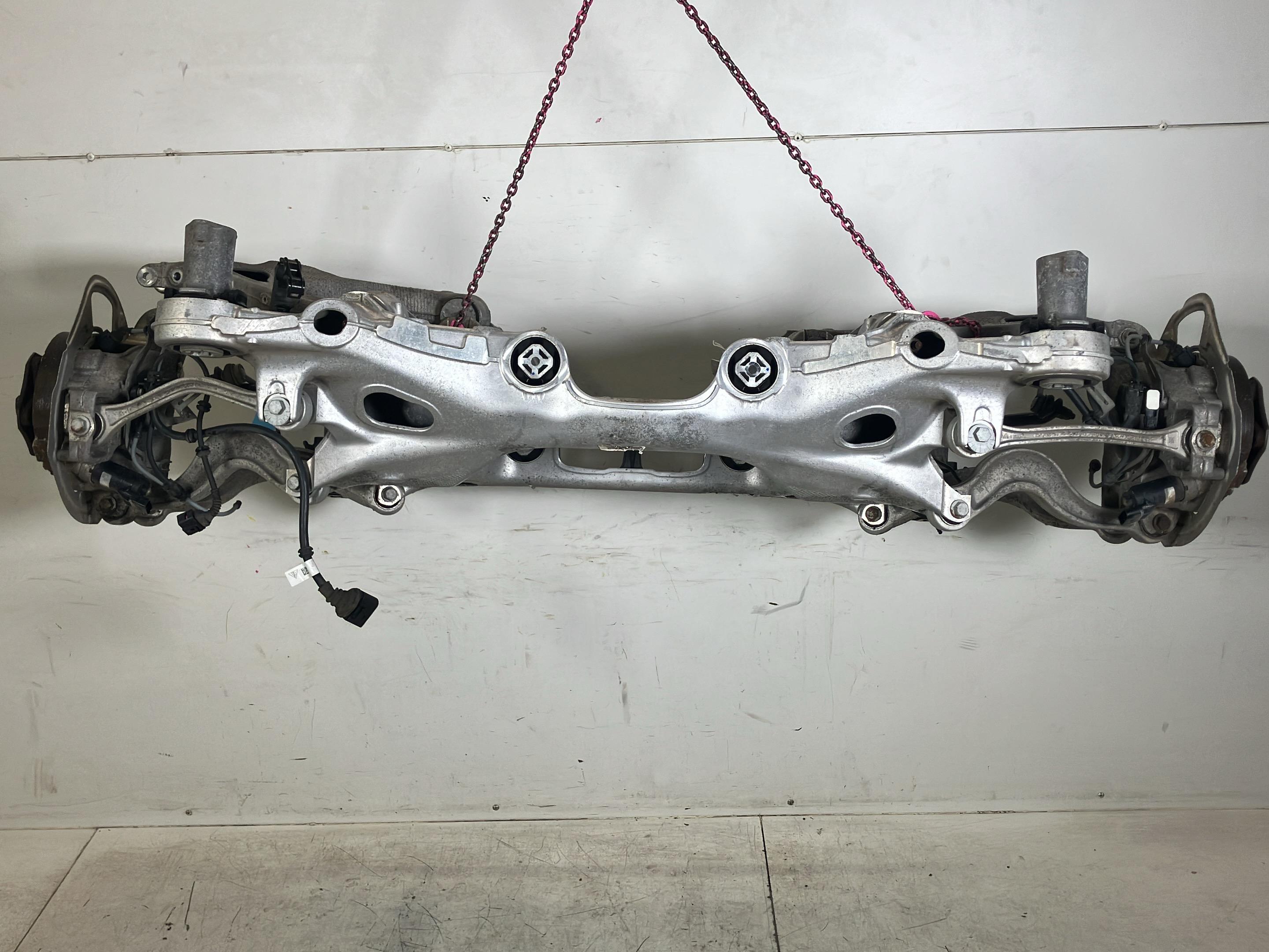 Puntea spate completă PORSCHE Panamera 2 (971) 2.9 4 E-Hybrid  243 kW  330 PS (05.2016-> )