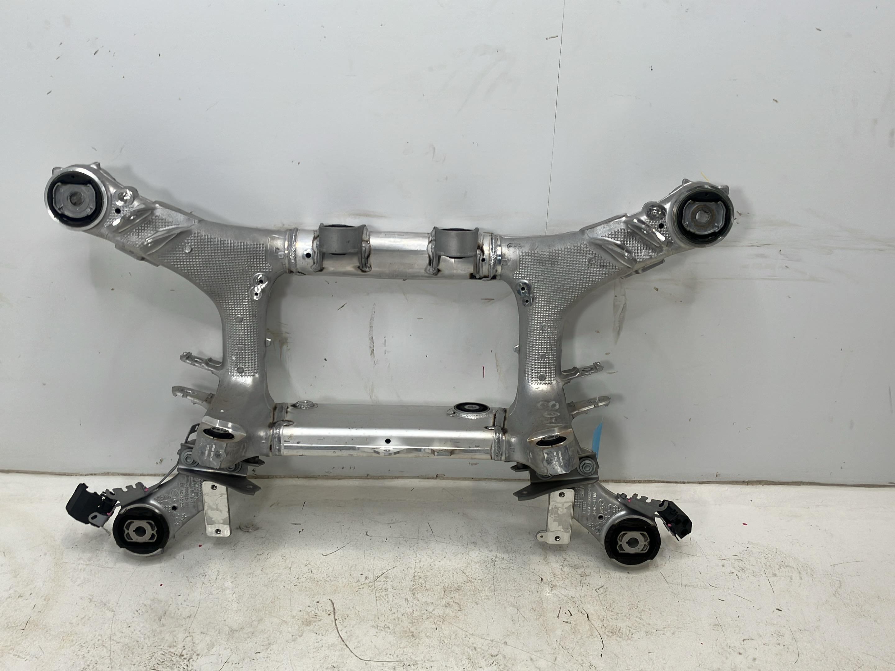 Subframe achter BMW X5 (G05, F95) 50e Plug-in-Hybrid xDrive  360 kW  489 PS (04.2023-> )