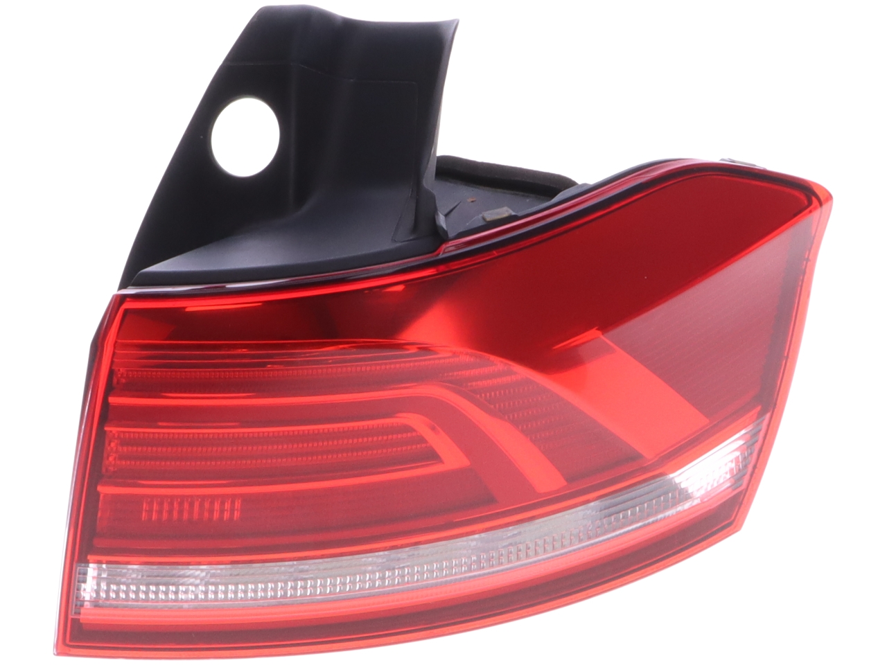 Rückleuchte rechts außen VW Passat B8 Variant (3G) 1.6 TDI  88 kW  120 PS (08.2014-> ) Rückleuchte rechts außen VW Passat B8 Variant (3G) 1.6 TDI  88 kW  120 PS (08.2014-> )