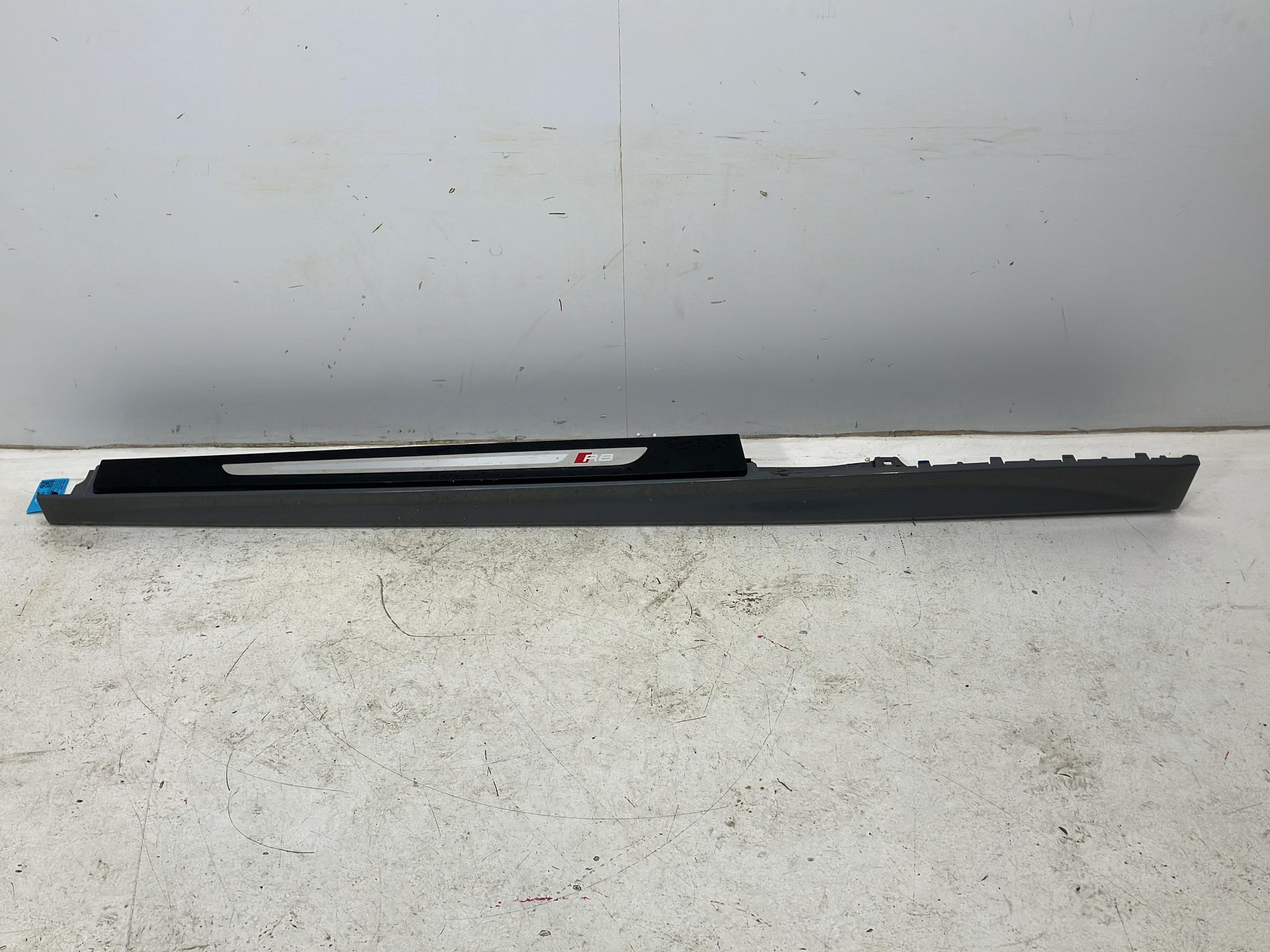 Verkleidung Schweller links AUDI R8 Spyder (4S) 5.2 FSI quattro  397 kW  540 PS (05.2016-> )