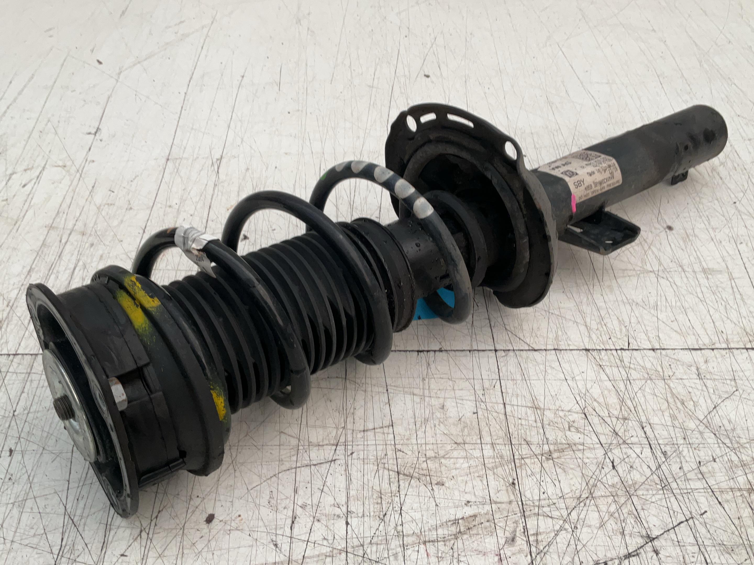 Jambe de suspension avant droit VW Polo VI (AW) 1.0 TSI  70 kW  95 PS (06.2017-> )