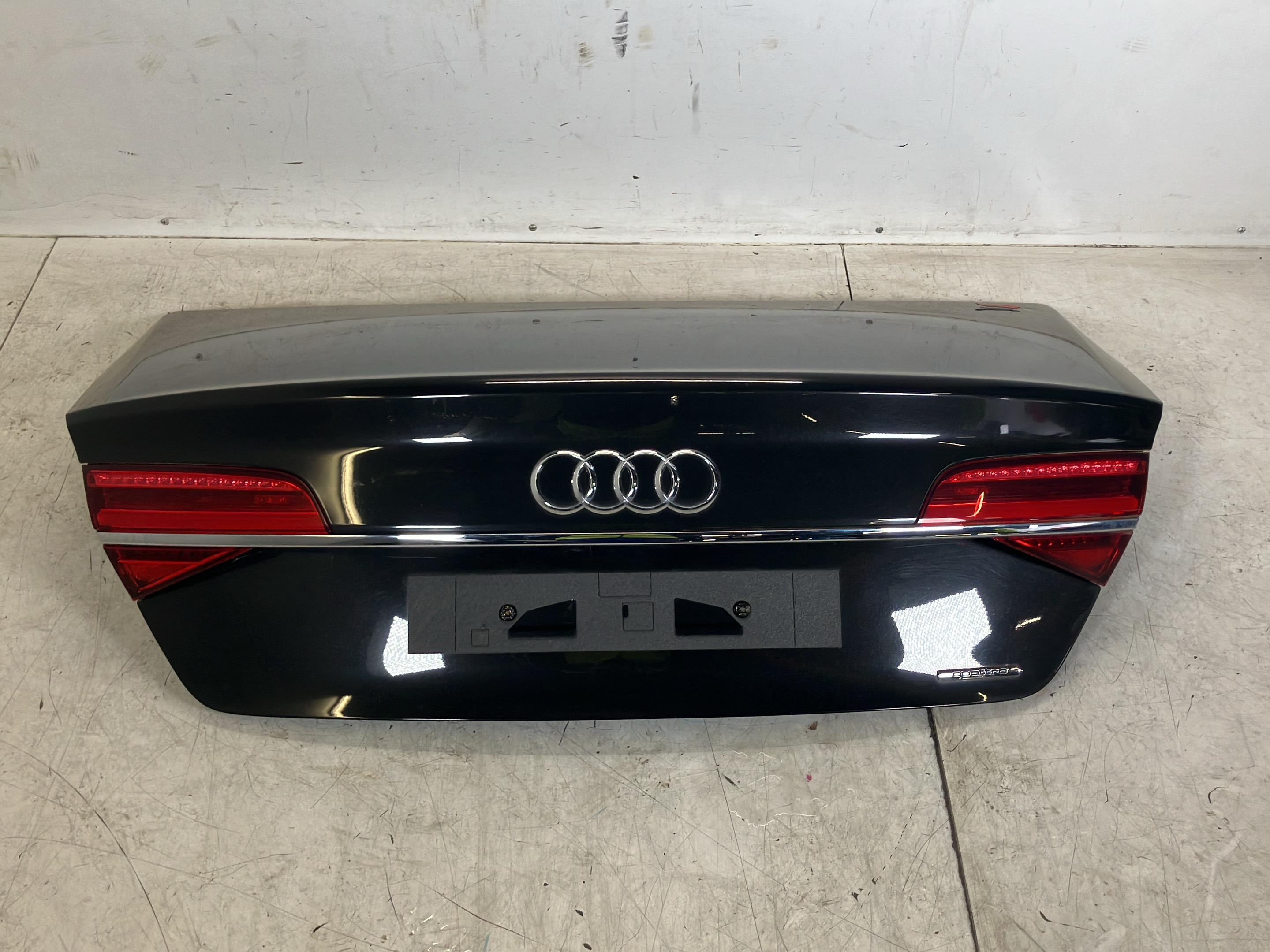 Hayon / couvercle de coffre AUDI A8 (4H) 3.0 TDI quattro  190 kW  258 PS (10.2013-01.2018)