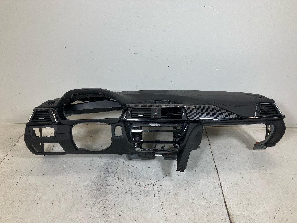 Tableau de bord BMW 4er Gran Coupe (F36) 420d xDrive  135 kW  184 PS (03.2014-03.2015)