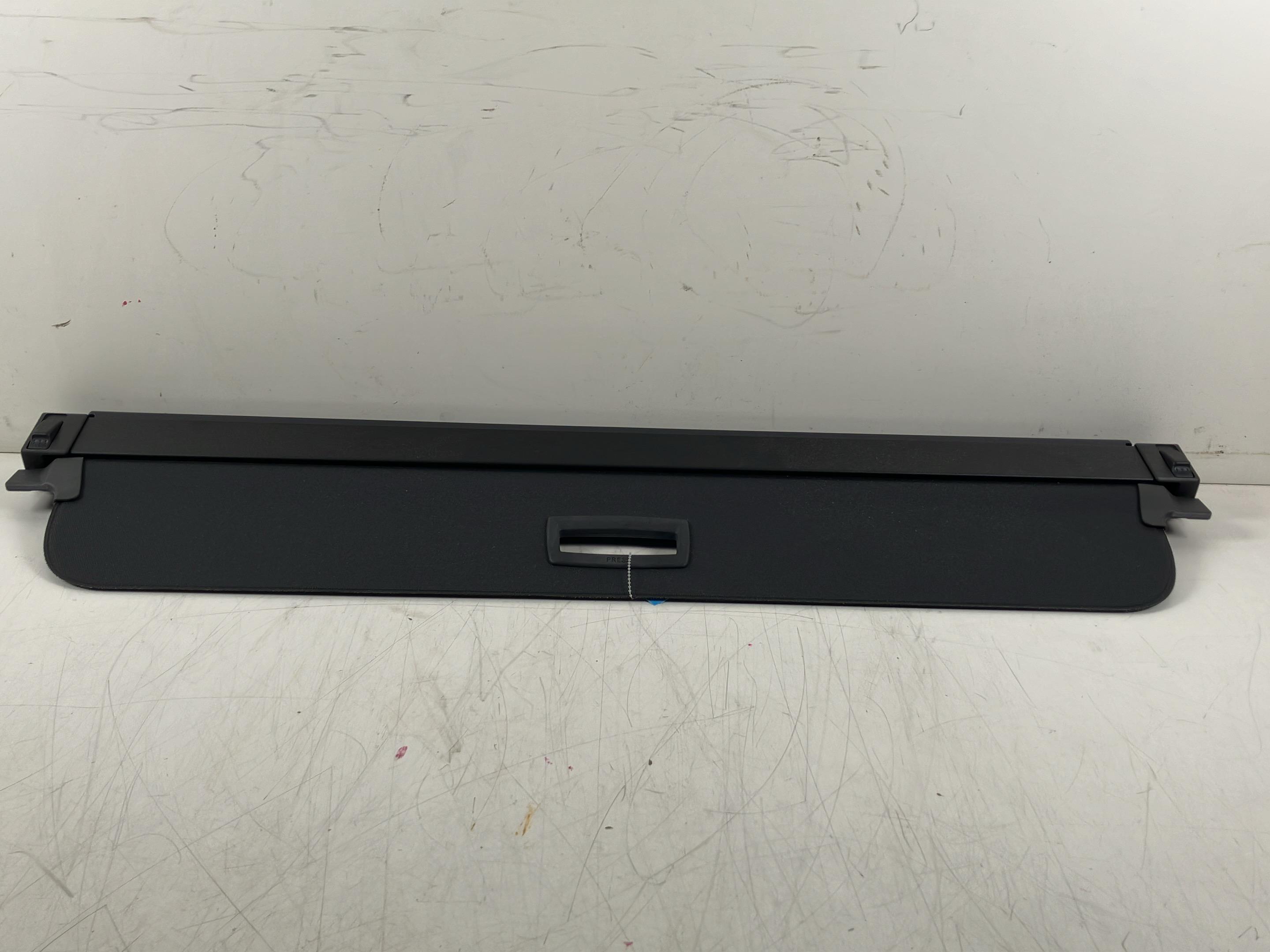 Osłona przestrzeni bagażowej TOYOTA Corolla Kombi (E21) 1.8 Hybrid  72 kW  98 PS (02.2019-> )