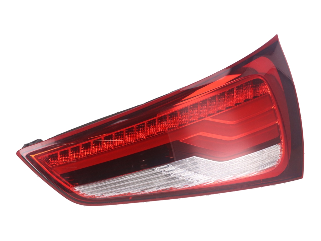 Feu arrière droite AUDI A1 Sportback (8XA) 1.4 TFSI  92 kW  125 PS (11.2014-10.2018)