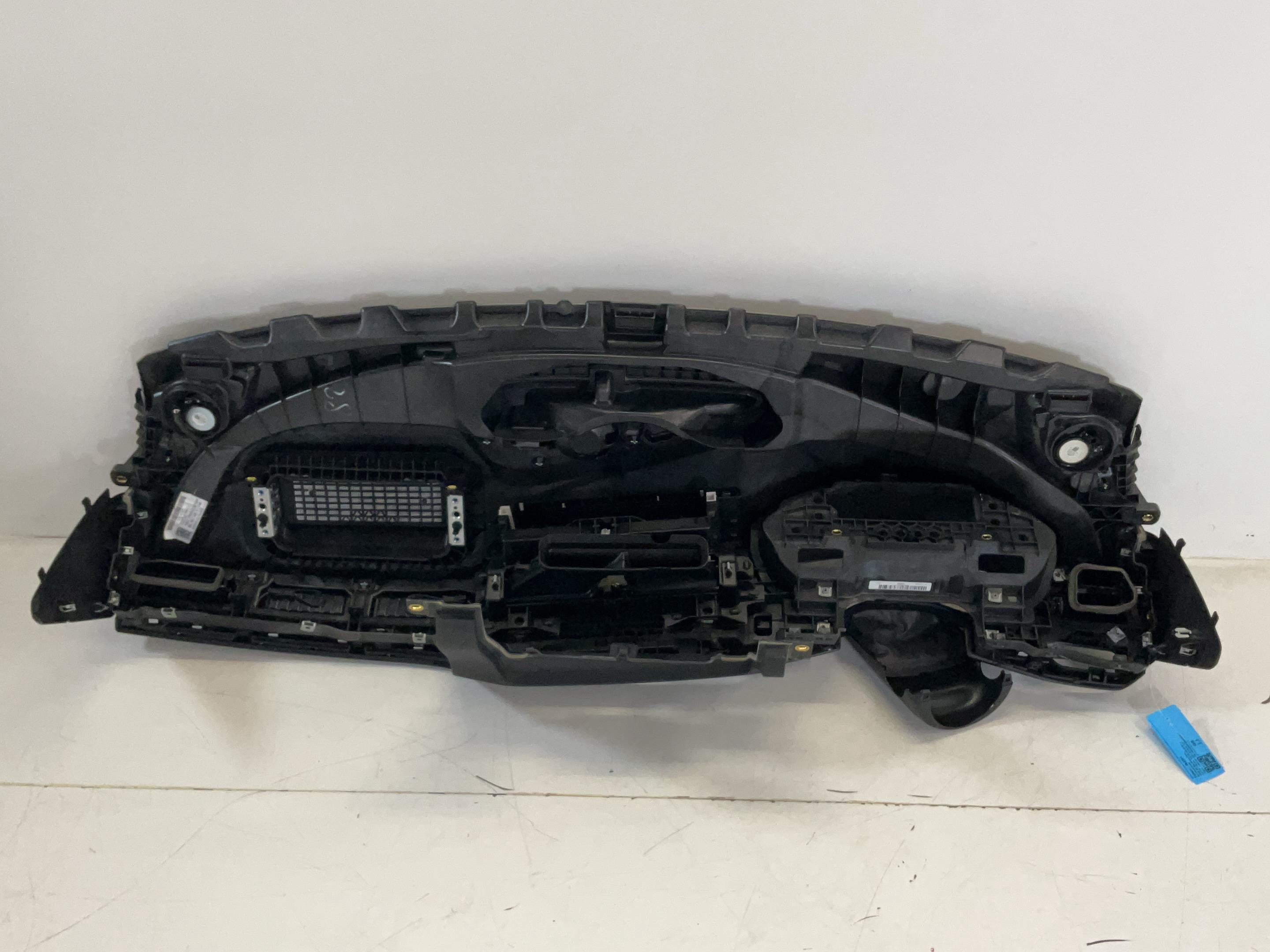 Dashboard AUDI A5 Sportback (F5) 2.0 TDI  140 kW  190 PS (09.2016-> )