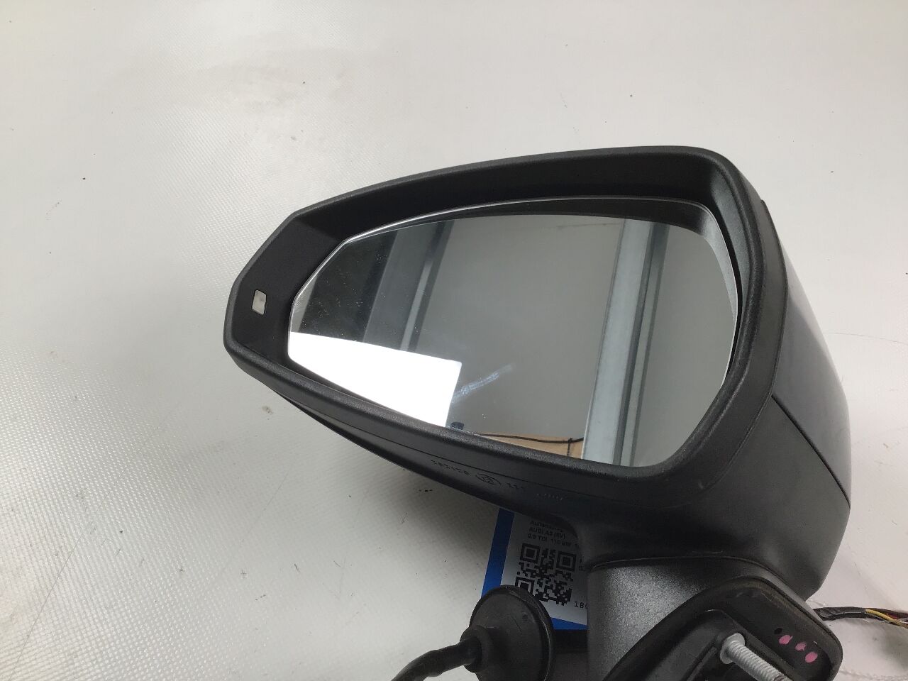 Side mirror left AUDI A3 (8V) 1.4 TFSI  103 kW  140 PS (03.2013-> )