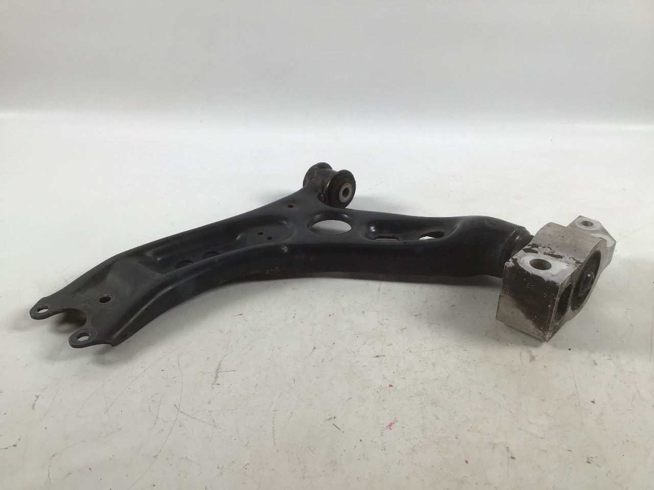 Wahacz lewy przód VW CC (35) 2.0 TDI  103 kW  140 PS (11.2011-12.2016)