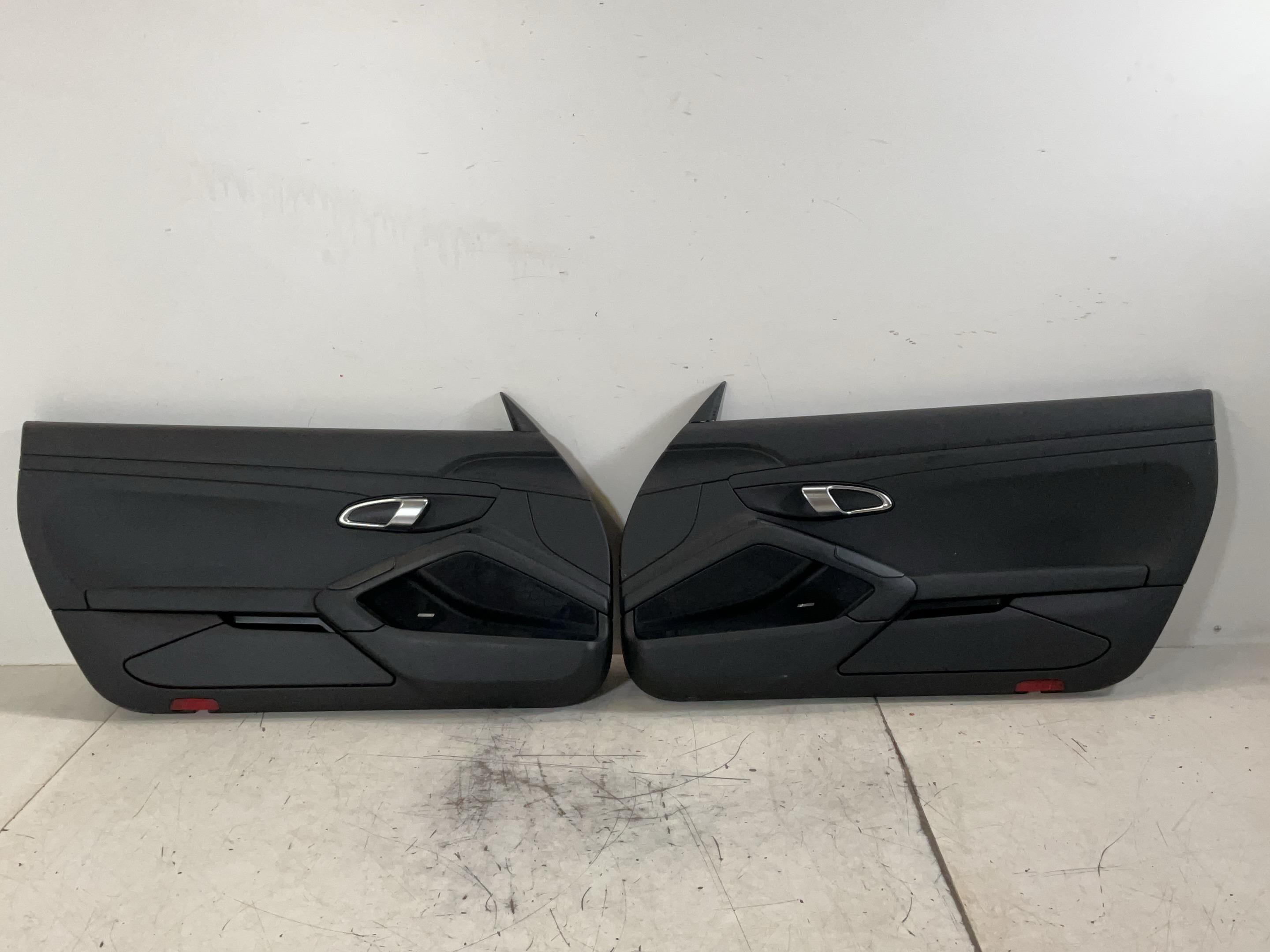Accesorii interioare PORSCHE 718 Boxster (982) 2.0  220 kW  300 PS (04.2016-> )