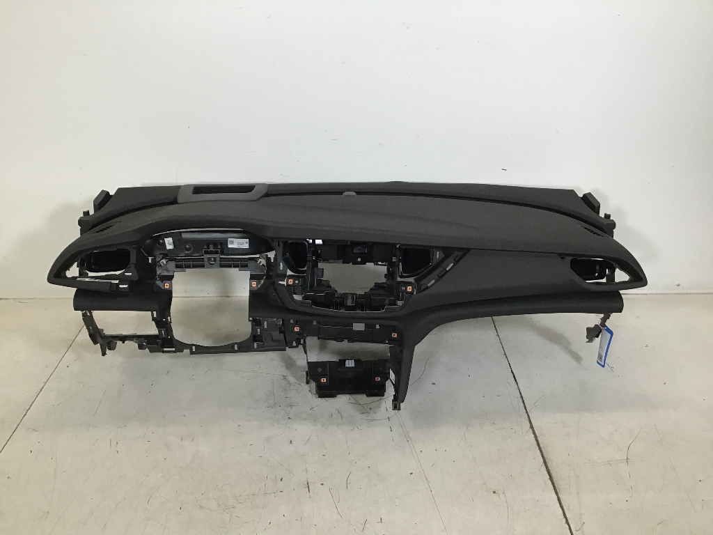 Car dashboard OPEL Insignia B Sports Tourer (Z18) 1.4 Turbo  107 kW  145 PS (04.2020-> )