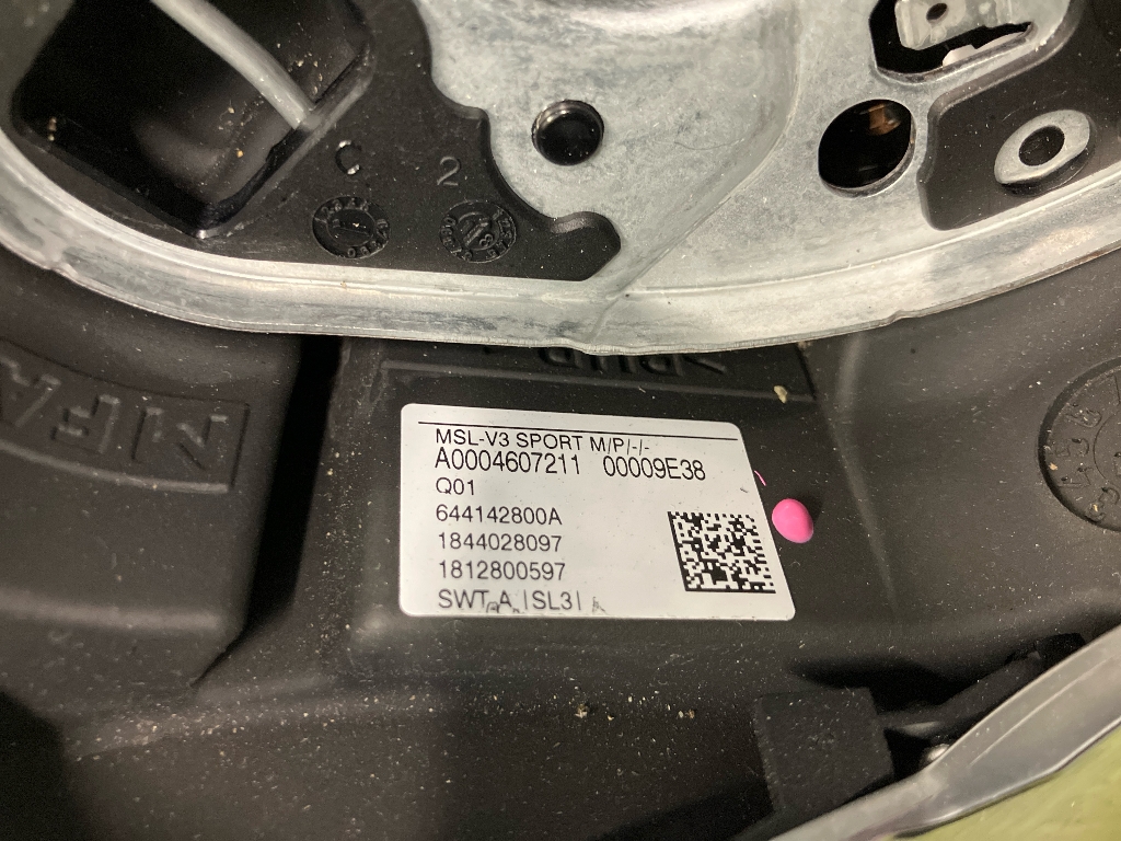 Lenkrad MERCEDES-BENZ GLA (X156) GLA 180  90 kW  122 PS (02.2015-> ) Lenkrad MERCEDES-BENZ GLA (X156) GLA 180  90 kW  122 PS (02.2015-> )