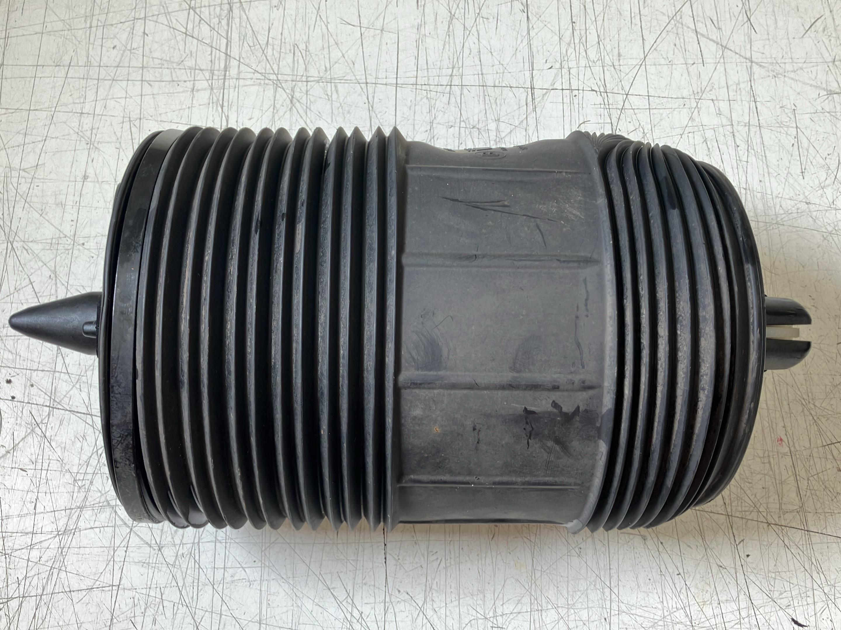 Air suspension damper right rear AUDI e-tron (GEN) Electric quattro  300 kW  408 PS (09.2018-> )