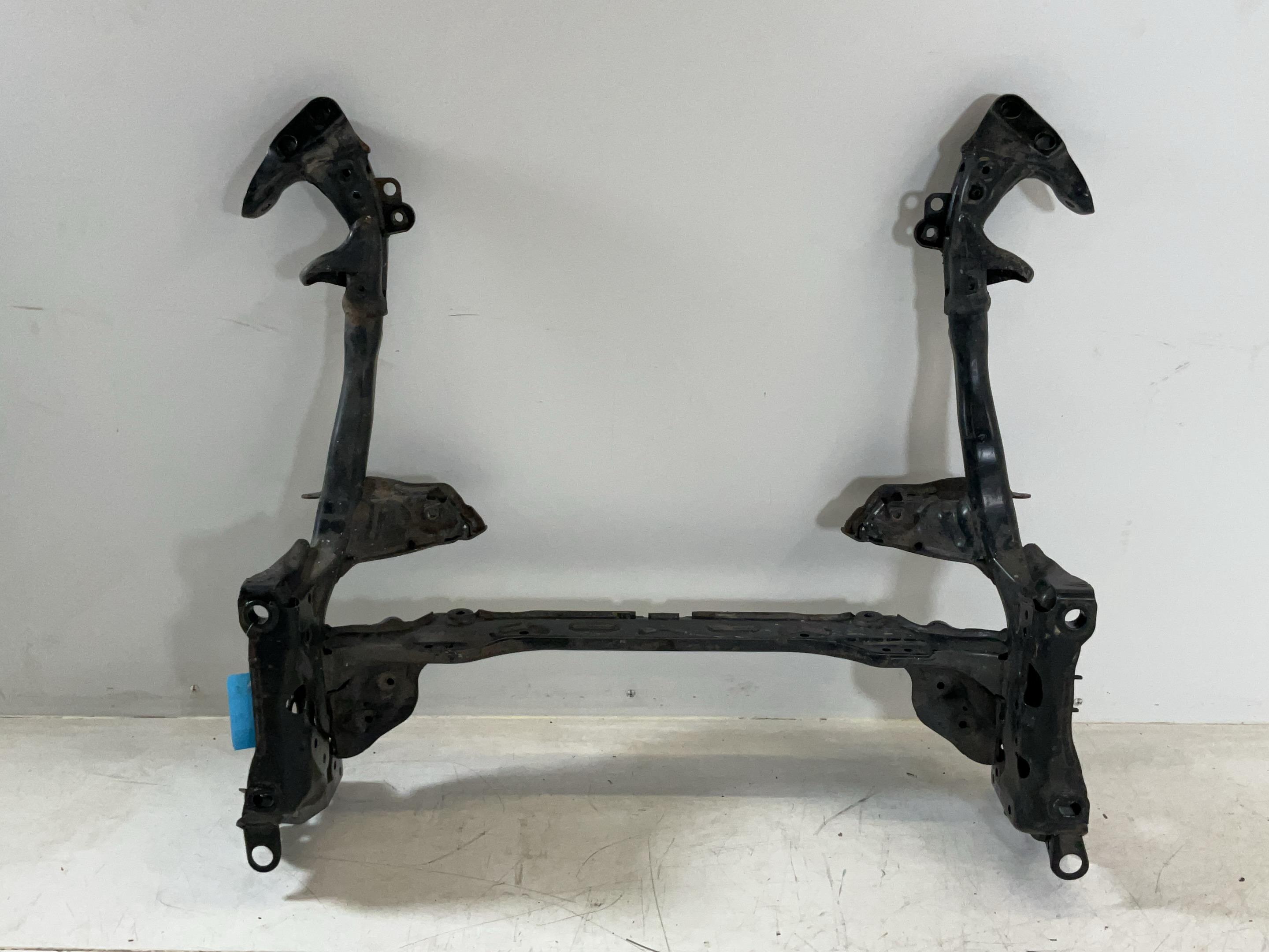 Front axle carrier AUDI A8 (4H) 4.0 TFSI quattro  320 kW  435 PS (10.2013-12.2015)