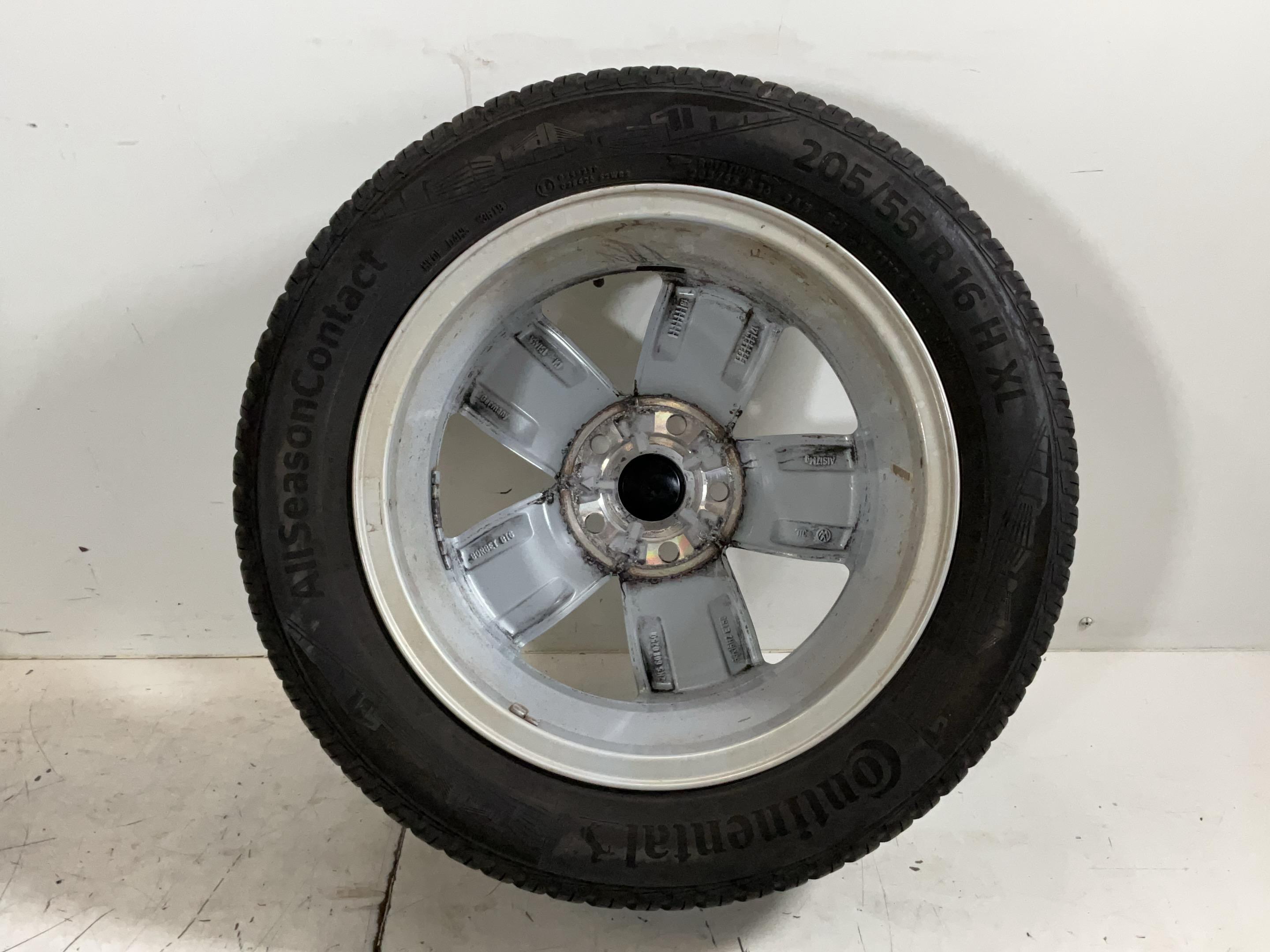 Entire wheel VW Caddy IV Kasten (SAA, SAH) 1.4 TSI  92 kW  125 PS (05.2015-> )
