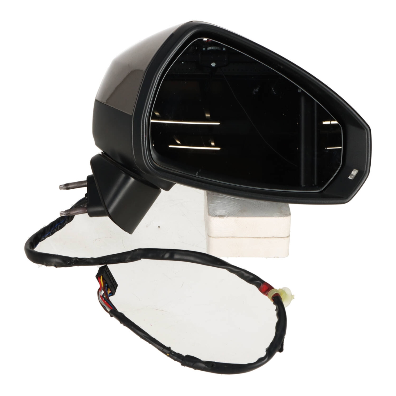 Rétroviseur extérieur droite AUDI A3 Limousine (8V) 1.0 TFSI  85 kW  115 PS (07.2016-10.2018)