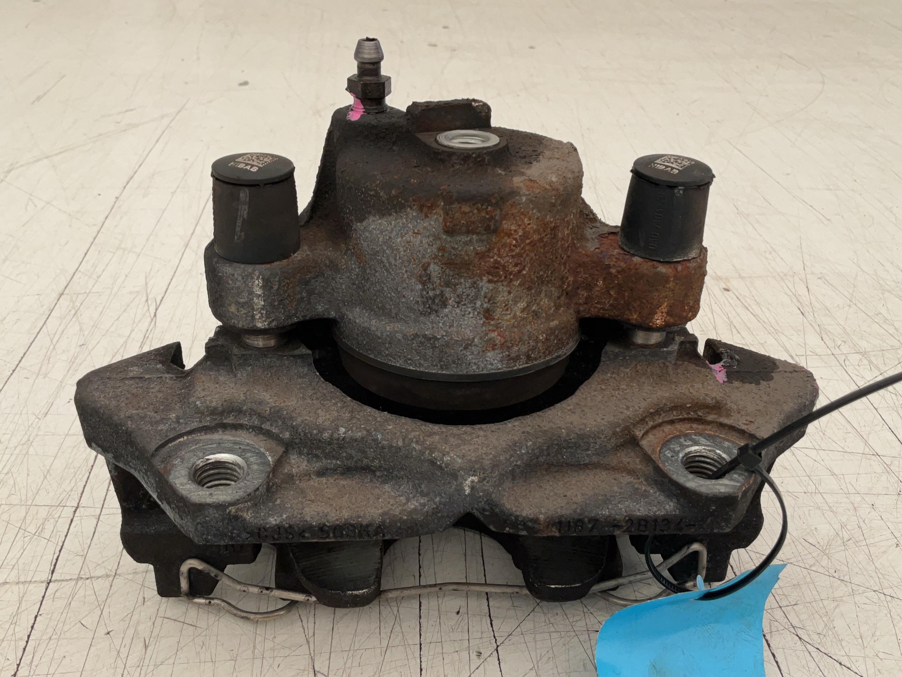 Brake caliper left front FORD Fiesta VII (HJ, HF) 1.0 EcoBoost  70 kW  95 PS (12.2019-> )