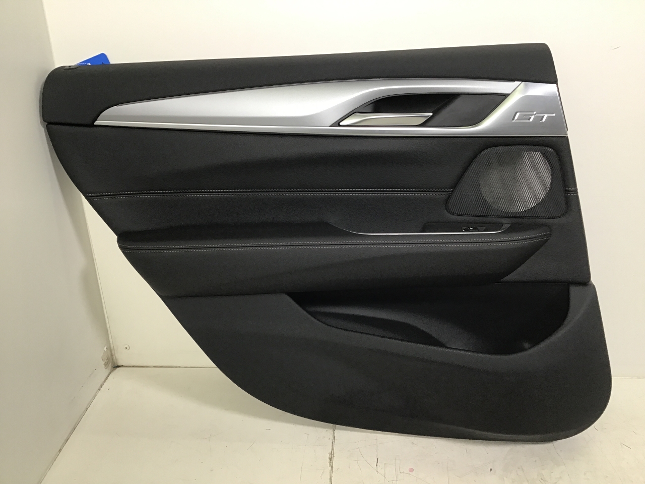 Türverkleidung links hinten BMW 6er Gran Turismo (G32) 620d xDrive  140 kW  190 PS (07.2018-> ) Türverkleidung links hinten BMW 6er Gran Turismo (G32) 620d xDrive  140 kW  190 PS (07.2018-> )